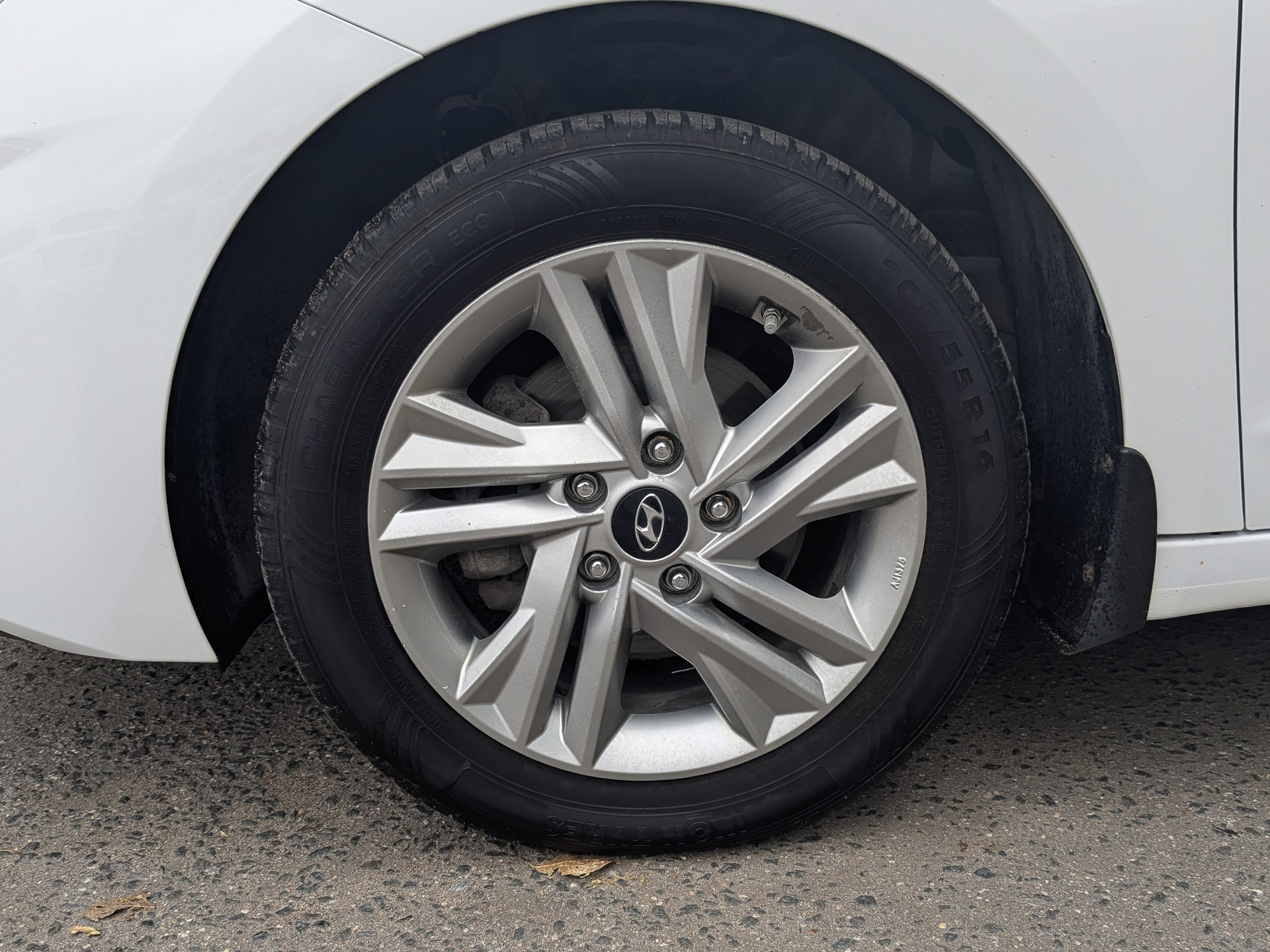 HYUNDAI Elantra 1.60 (128 л.с), автомат, 2020, пробег 144 254 км