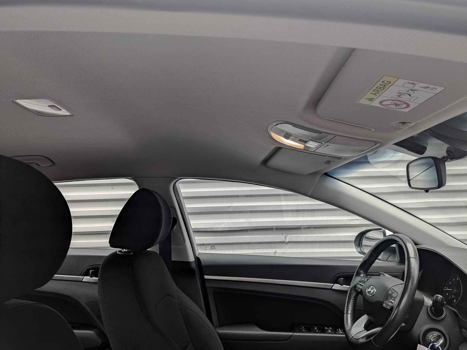 HYUNDAI Elantra 1.60 (128 л.с), автомат, 2020, пробег 144 254 км