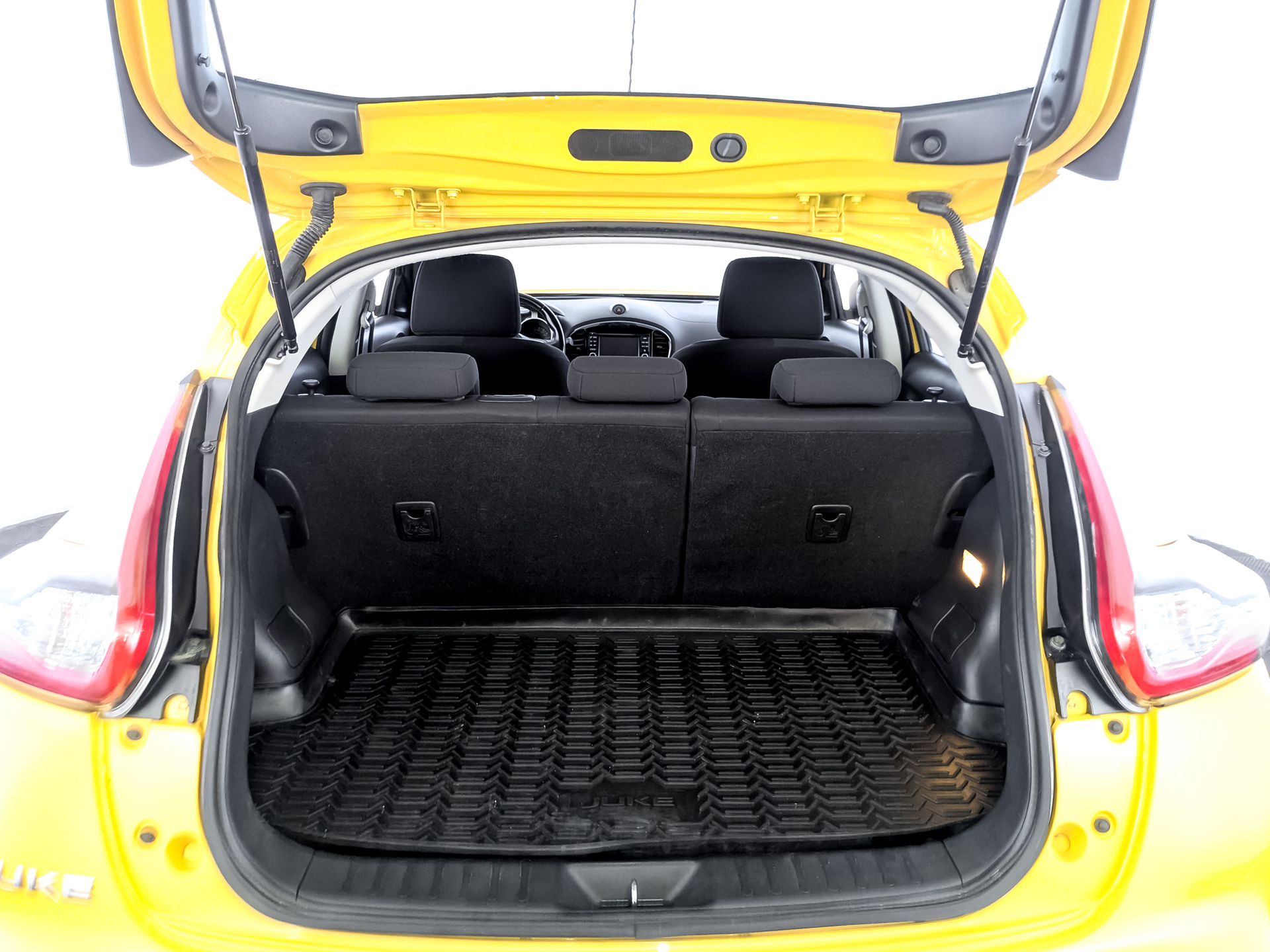 NISSAN Juke 1.60 (117 л.с), автомат, 2017, пробег 106 456 км