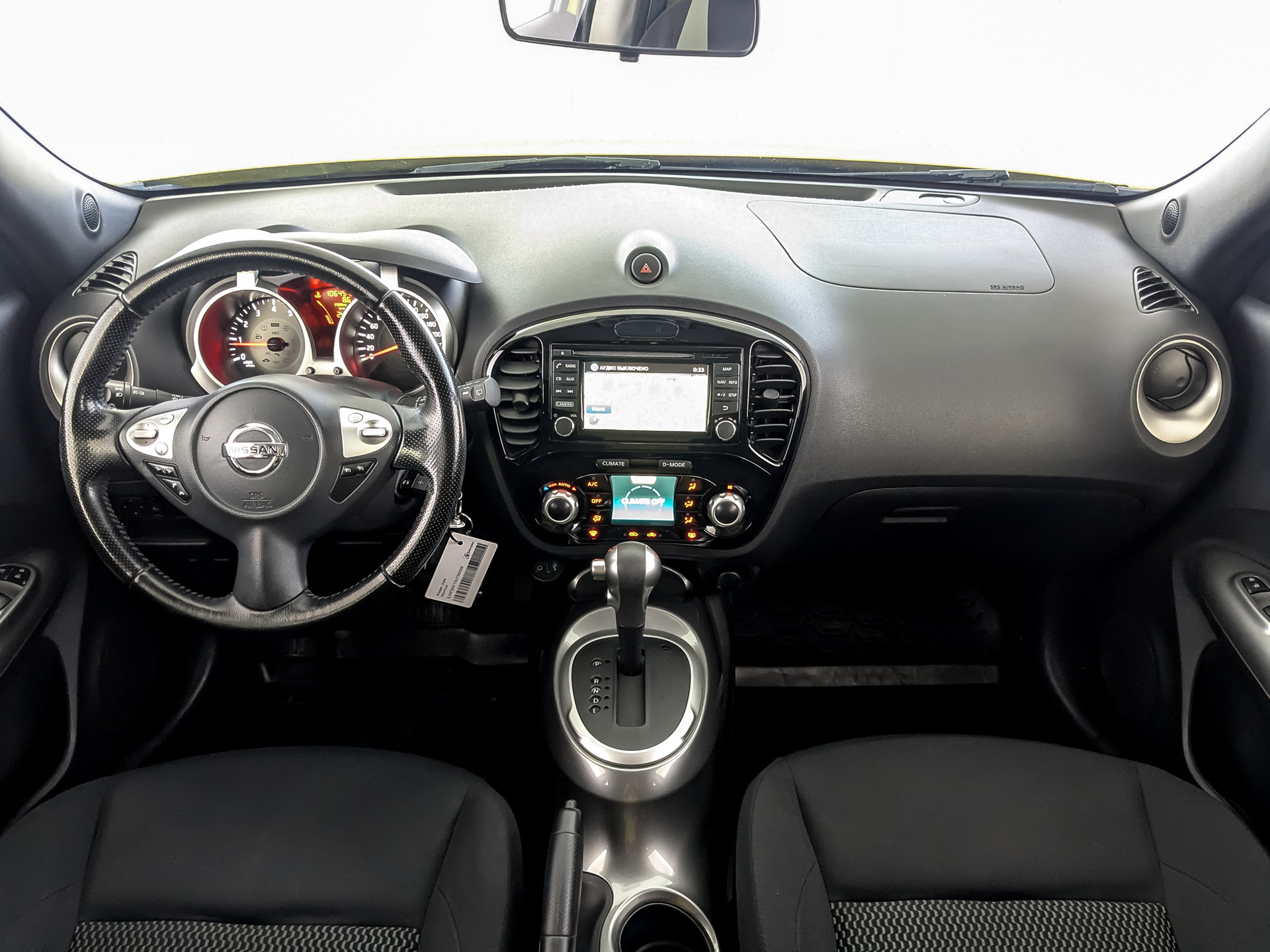 NISSAN Juke 1.60 (117 л.с), автомат, 2017, пробег 106 456 км