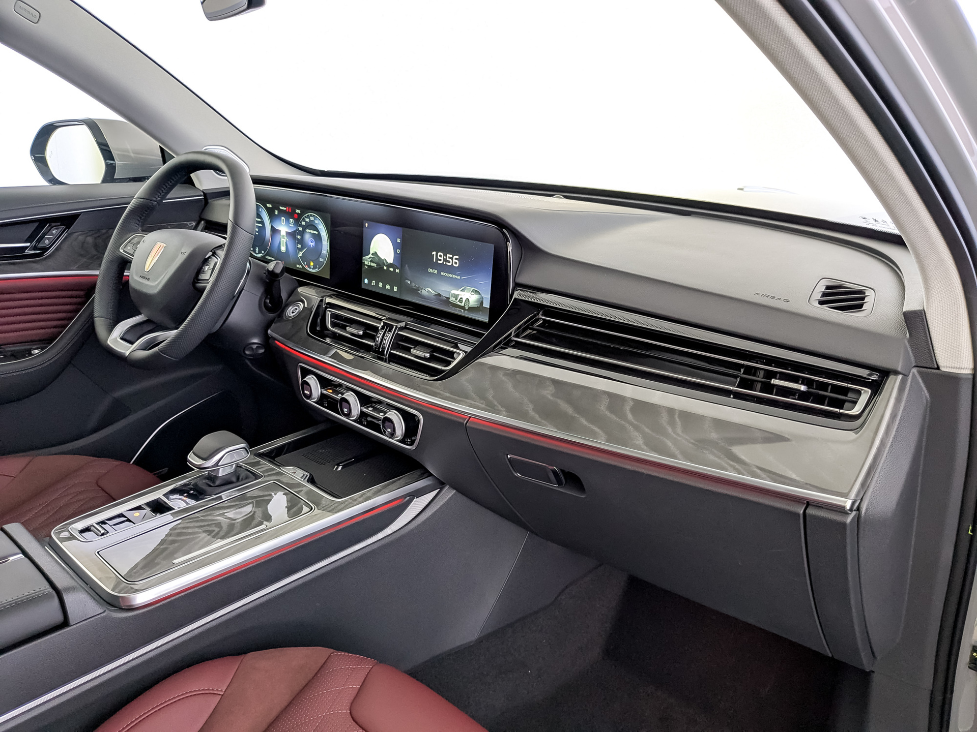 Фото Hongqi HS5 FL Deluxe  2.0T/245 8AT 4WD