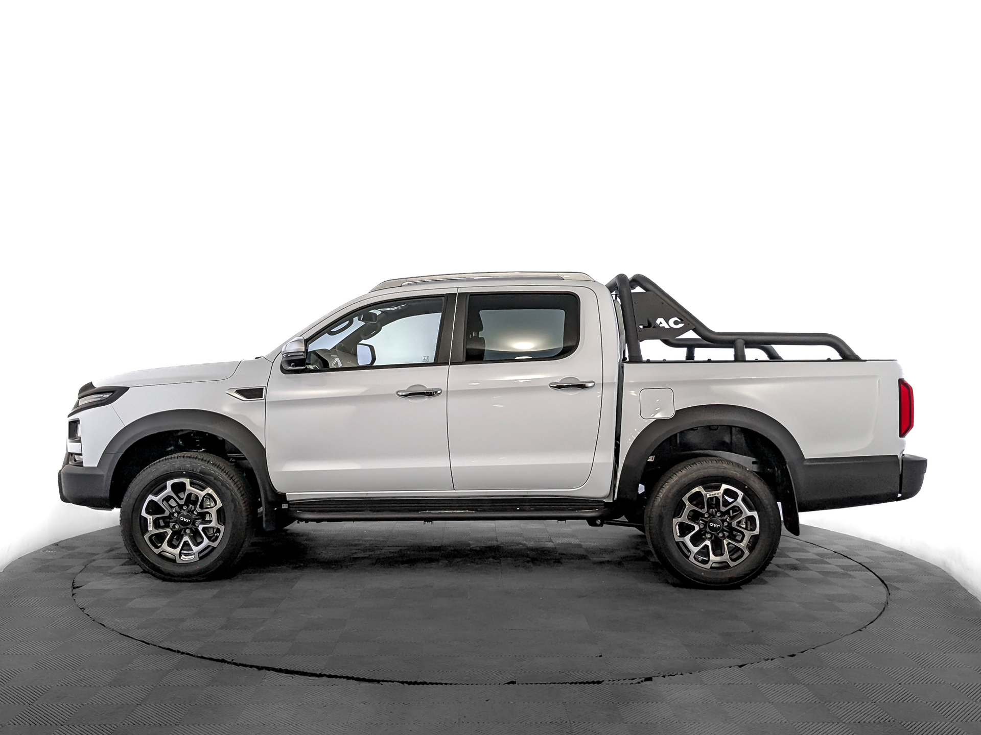 Фото JAC T9 Урбан 2.0Т/224 8AT 4П