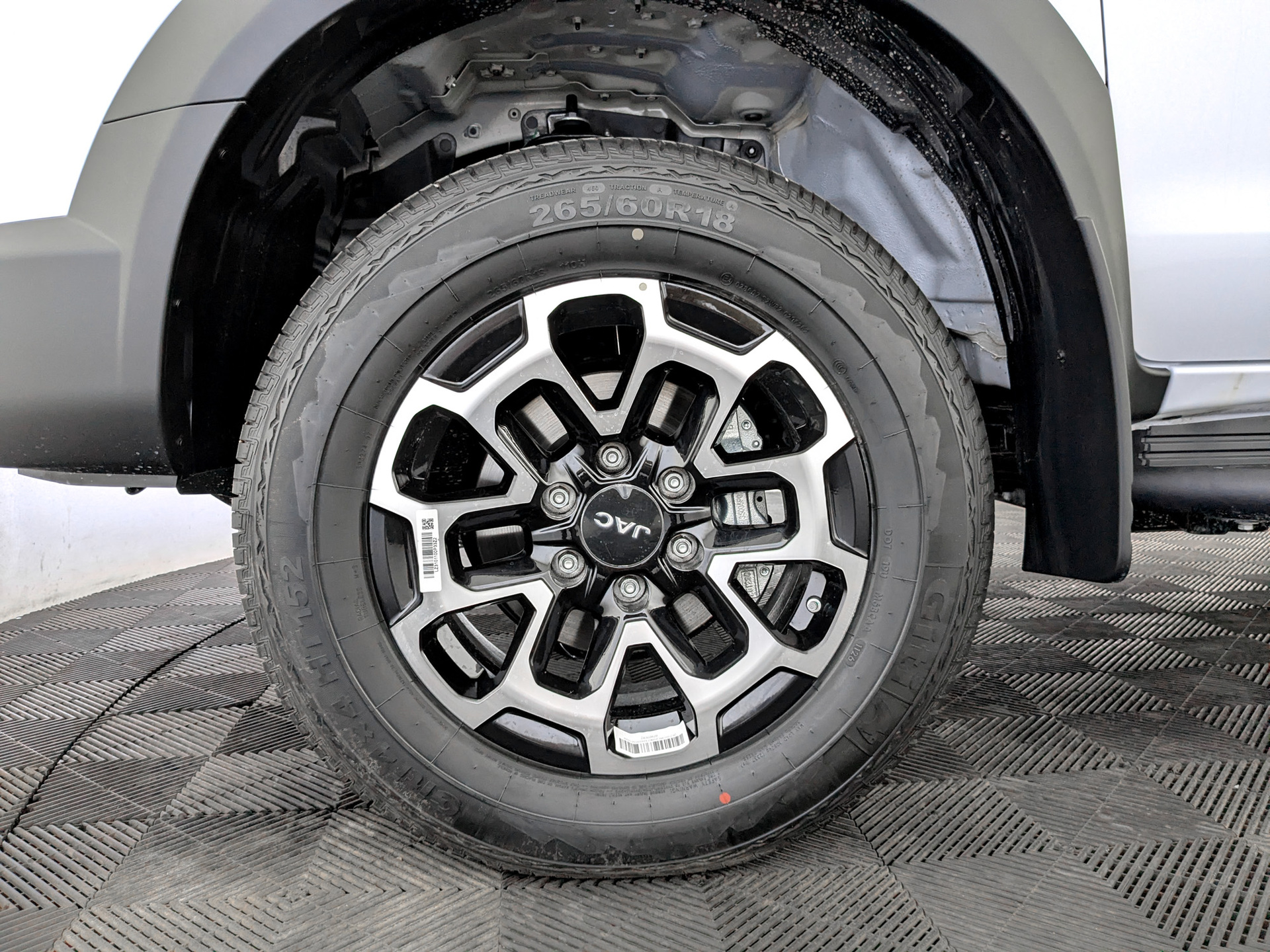 Фото JAC T9 Урбан 2.0Т/224 8AT 4П