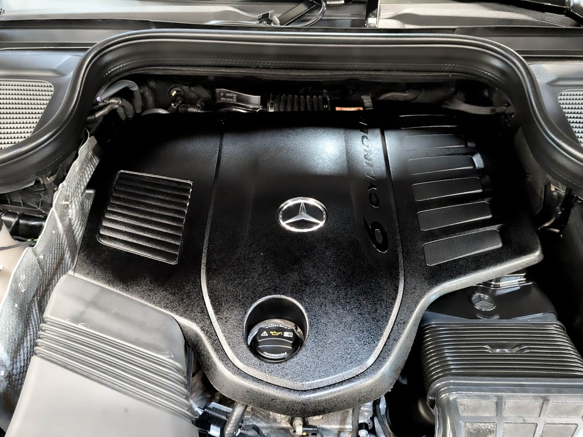 MERCEDES-BENZ GLS 3.00 (367 л.с), автомат, 2020, пробег 105 000 км