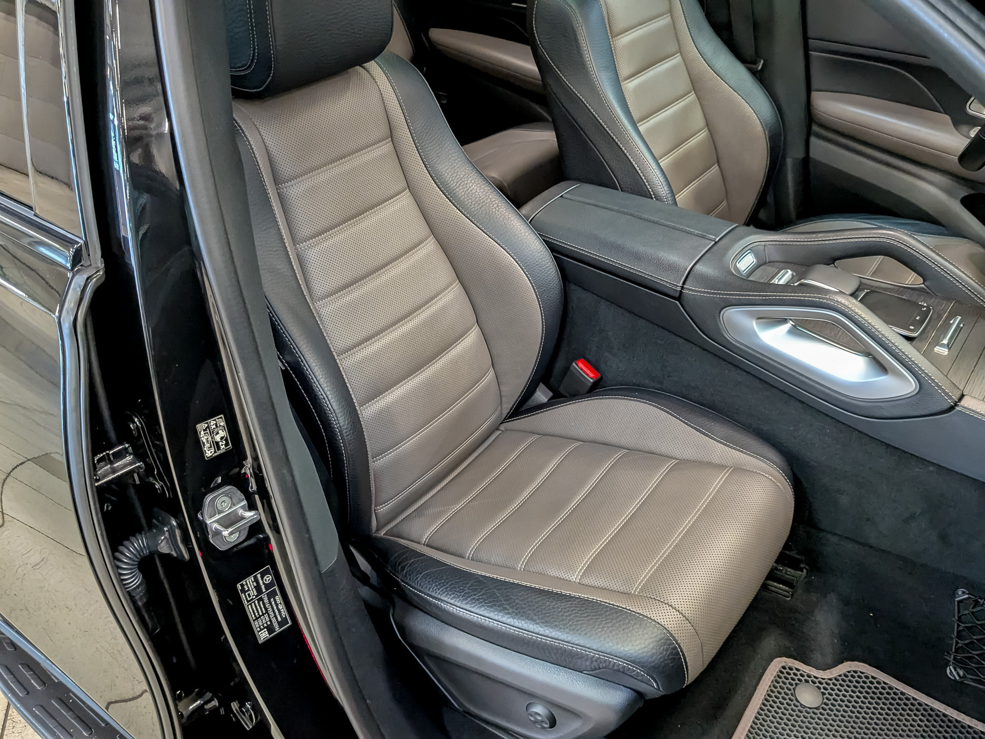MERCEDES-BENZ GLS 3.00 (367 л.с), автомат, 2020, пробег 105 000 км
