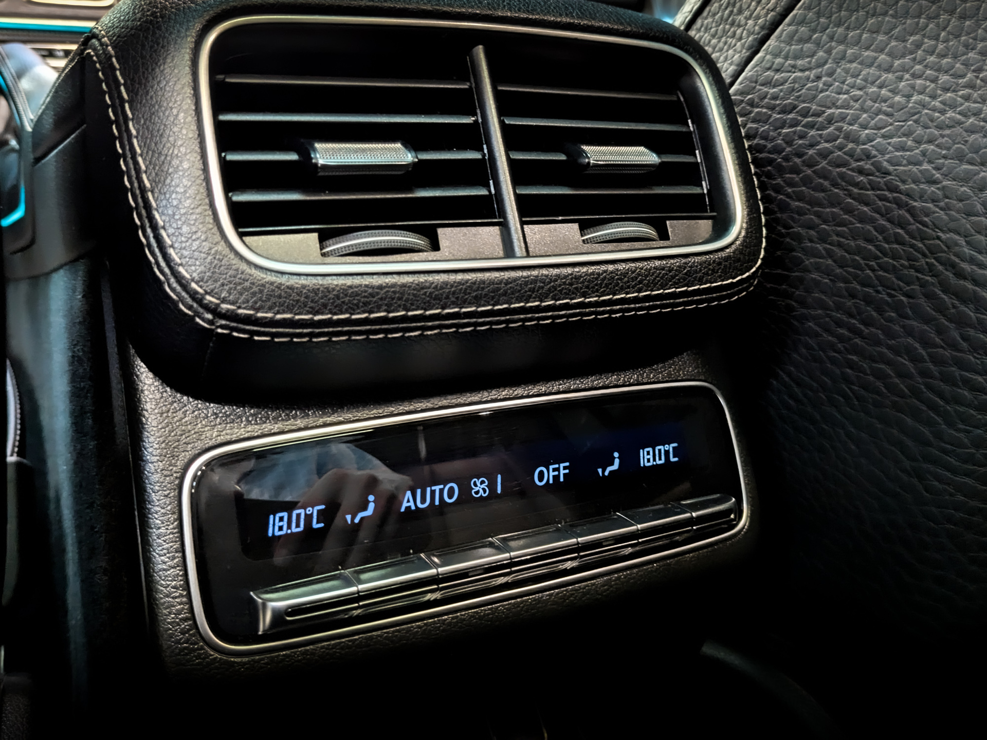 MERCEDES-BENZ GLS 3.00 (367 л.с), автомат, 2020, пробег 105 000 км