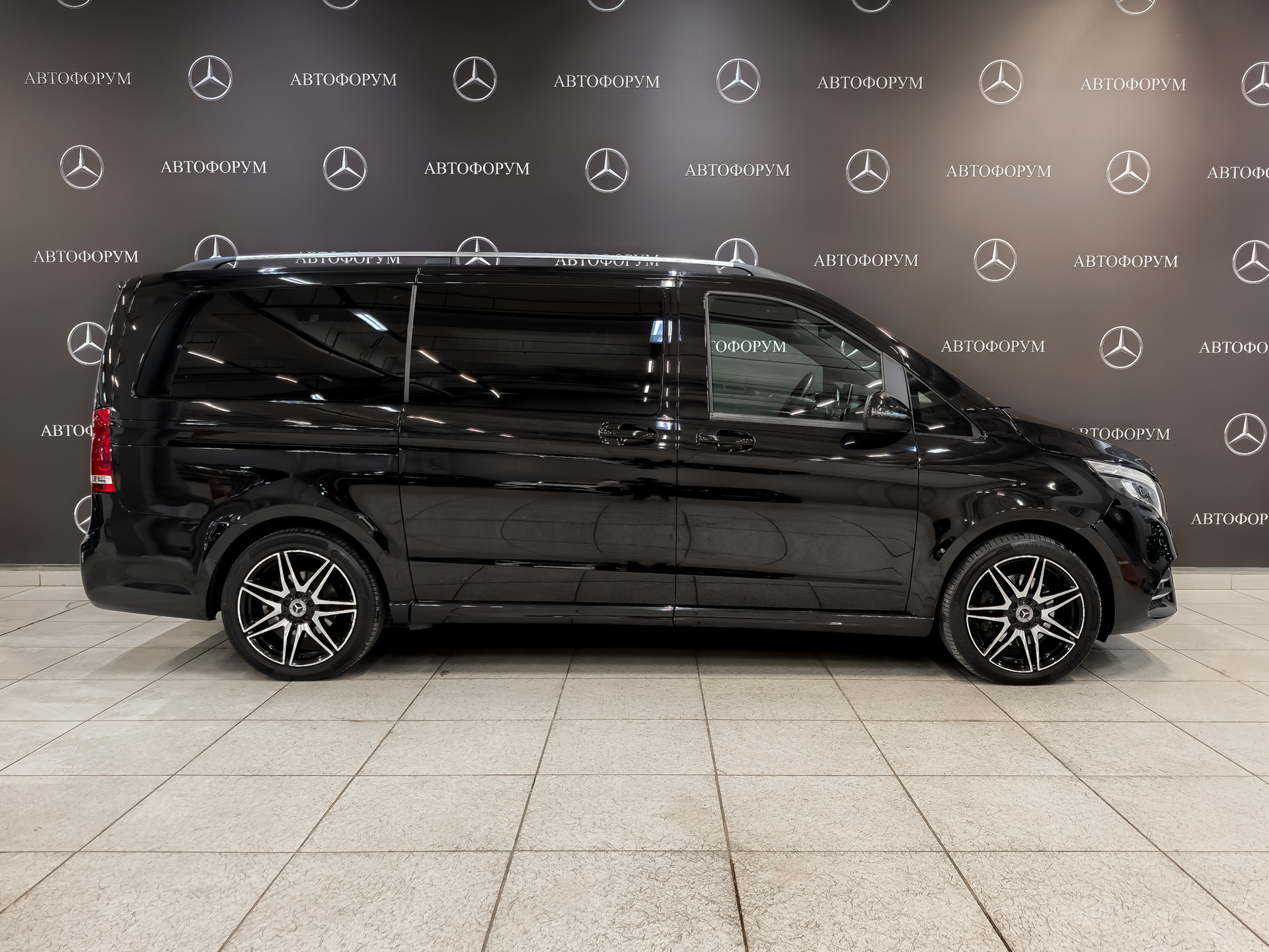 MERCEDES-BENZ V-Класс 2.10 (163 л.с), автомат, 2019, пробег 42 263 км