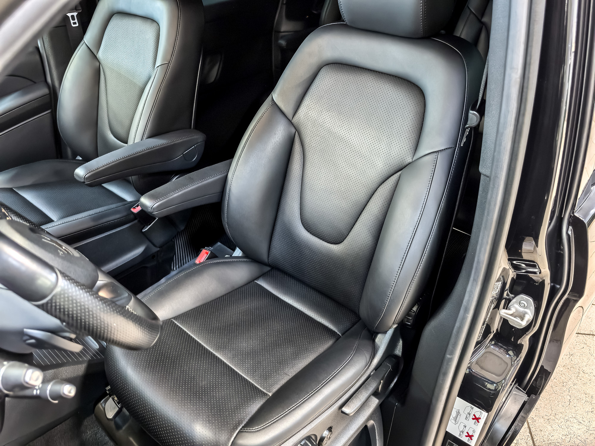 MERCEDES-BENZ V-Класс 2.10 (163 л.с), автомат, 2019, пробег 42 263 км