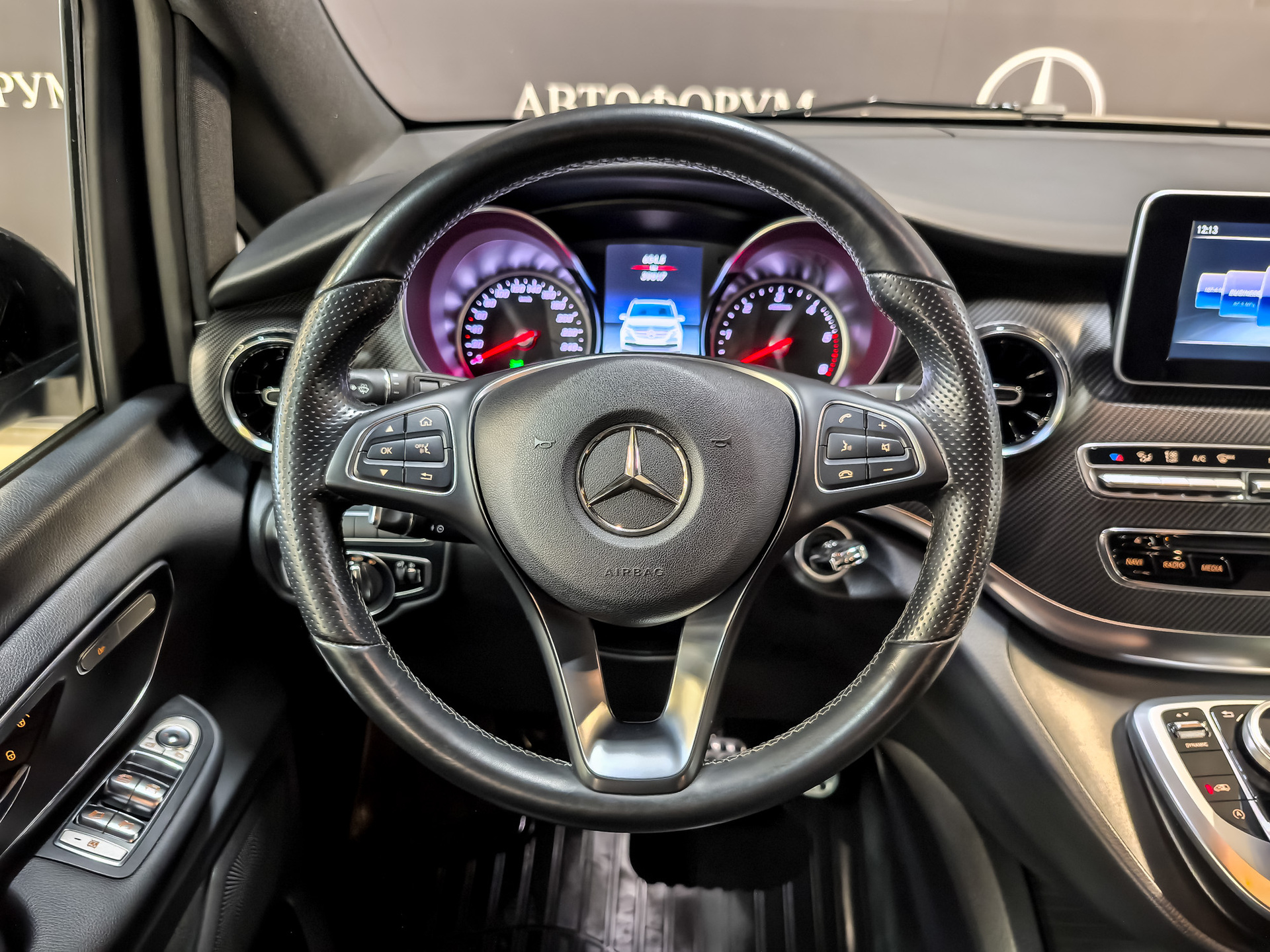 MERCEDES-BENZ V-Класс 2.10 (163 л.с), автомат, 2019, пробег 42 263 км