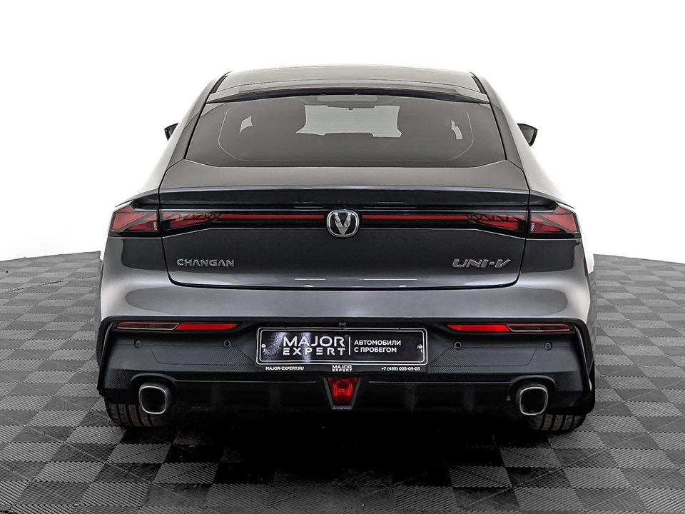 Фото Changan UNI-V с пробегом 54 095 км