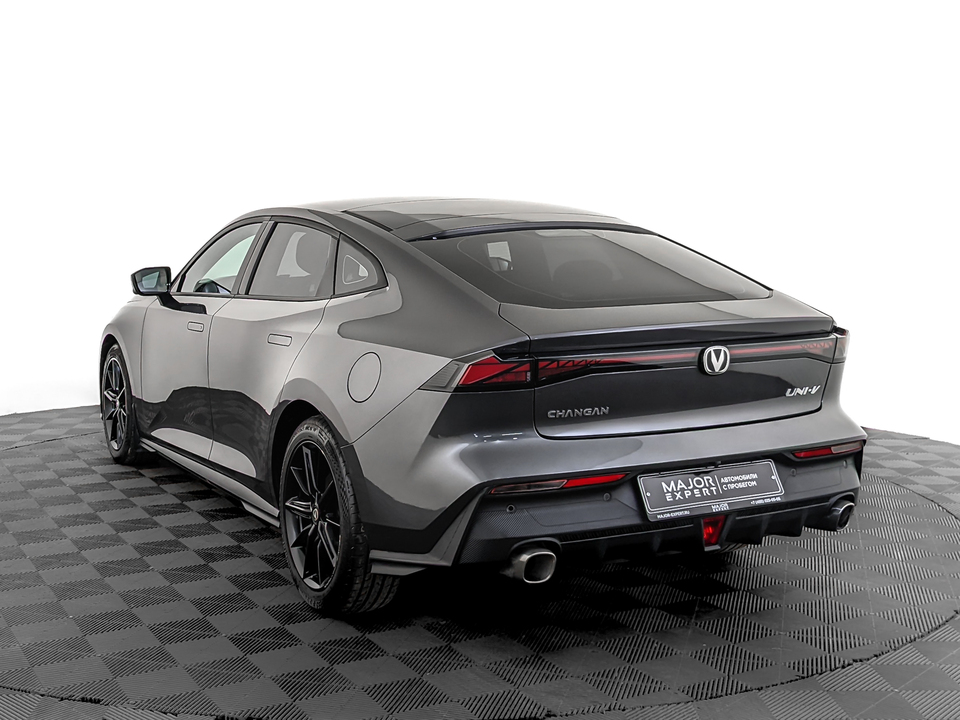 Фото Changan UNI-V с пробегом 54 095 км