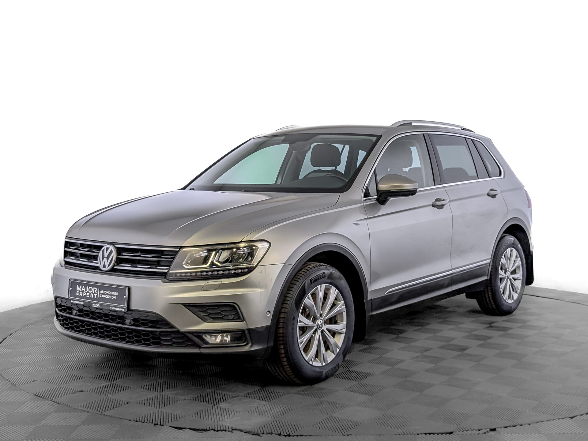 VOLKSWAGEN Tiguan 2.00 (180 л.с), автомат, 2018, пробег 183 054 км