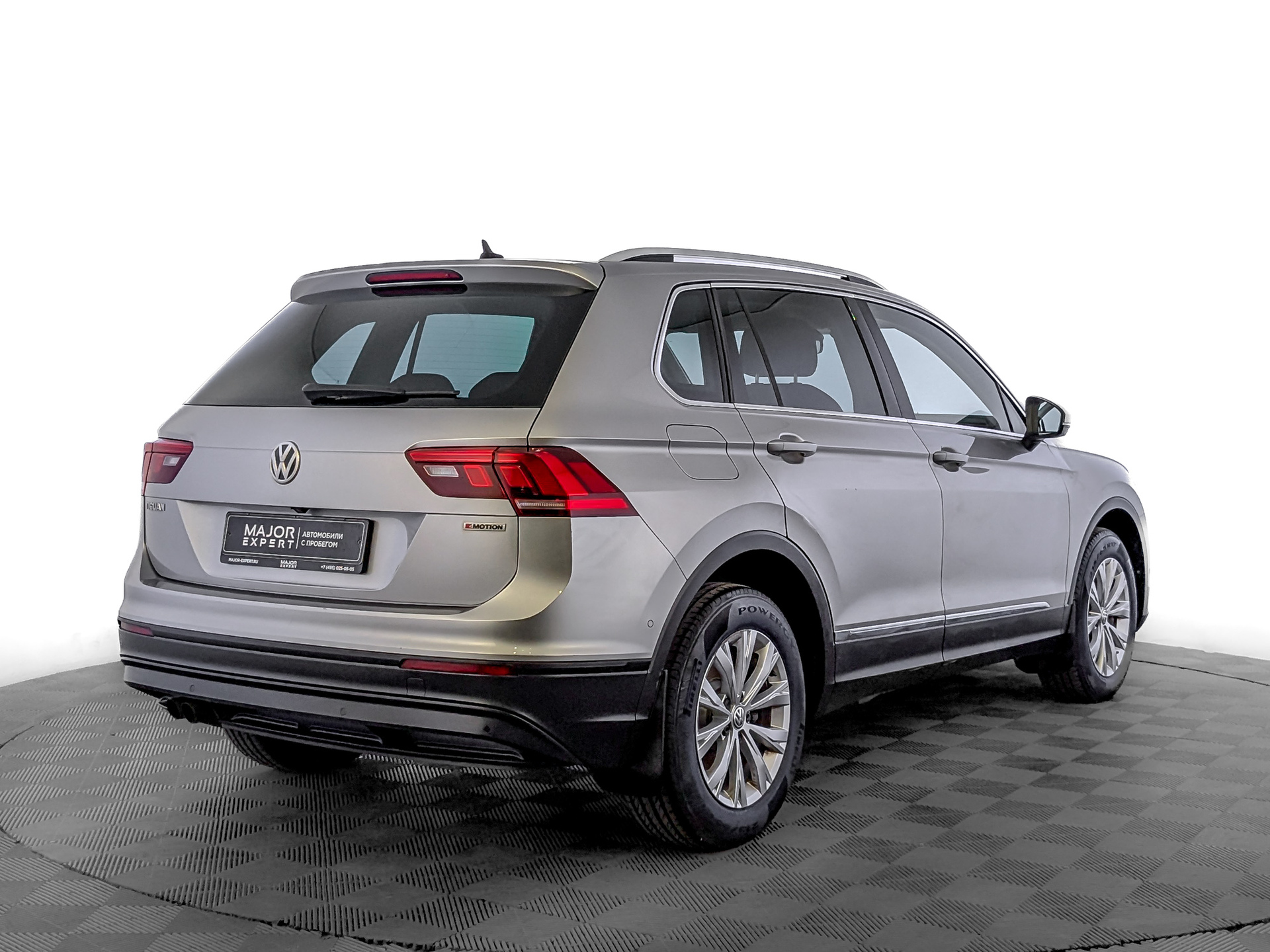 VOLKSWAGEN Tiguan 2.00 (180 л.с), автомат, 2018, пробег 183 054 км