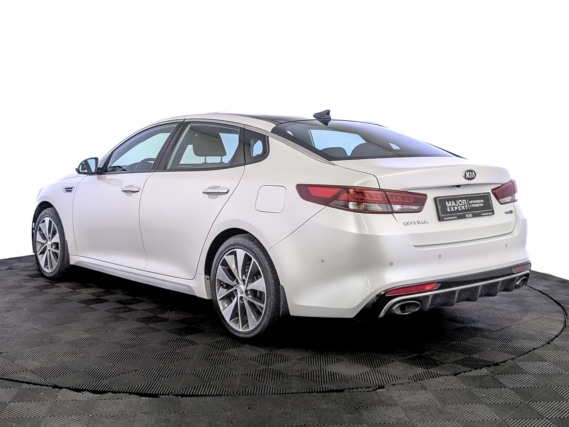 KIA Optima 2.40 (188 л.с), автомат, 2018, пробег 152 000 км