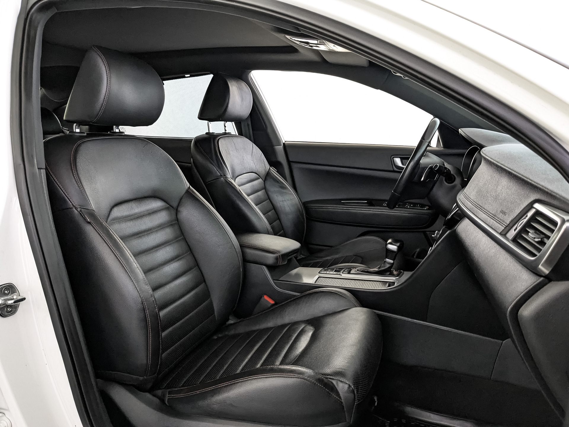 KIA Optima 2.40 (188 л.с), автомат, 2018, пробег 152 000 км