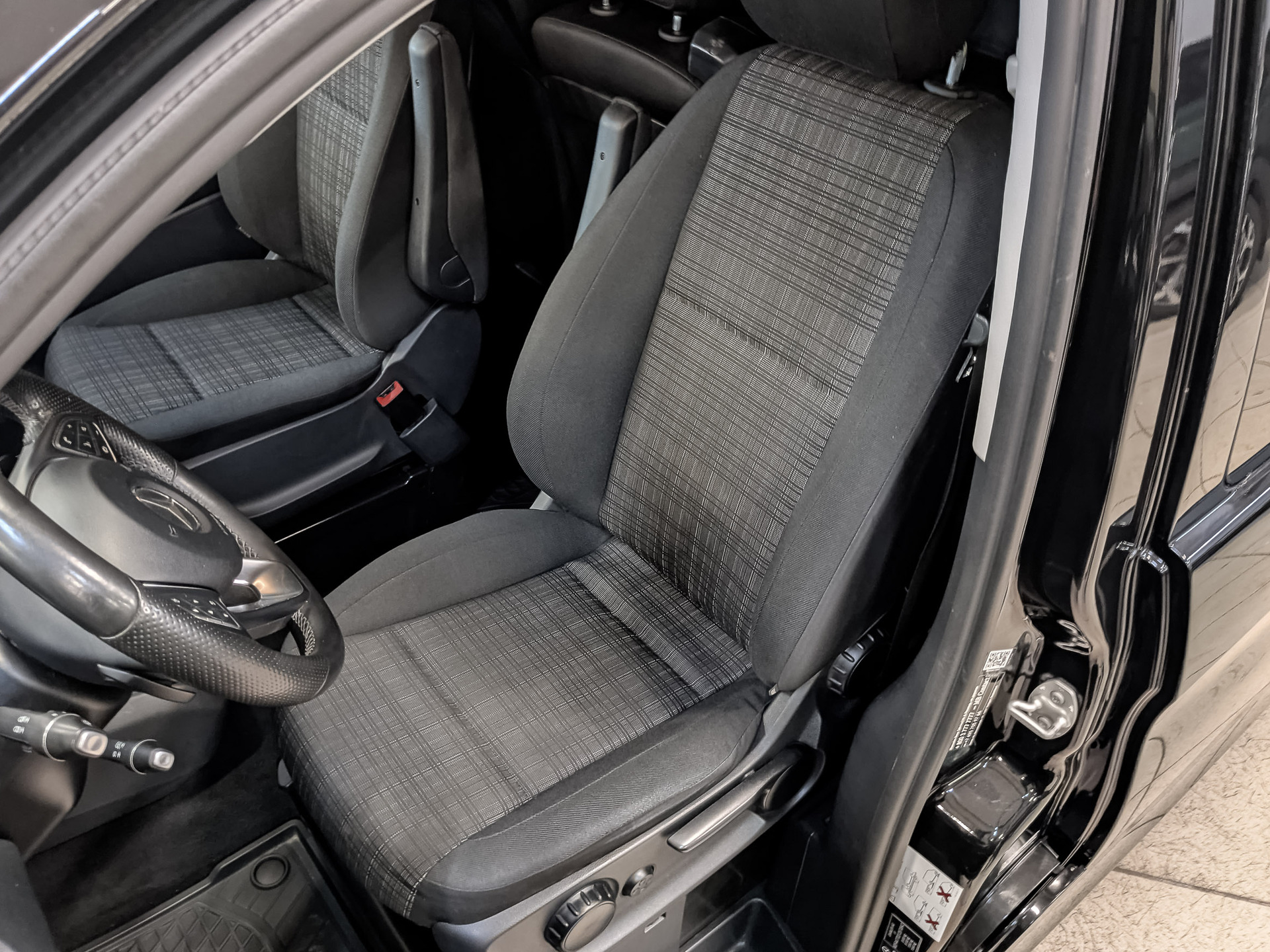 MERCEDES-BENZ Vito 2.10 (136 л.с), автомат, 2019, пробег 160 621 км