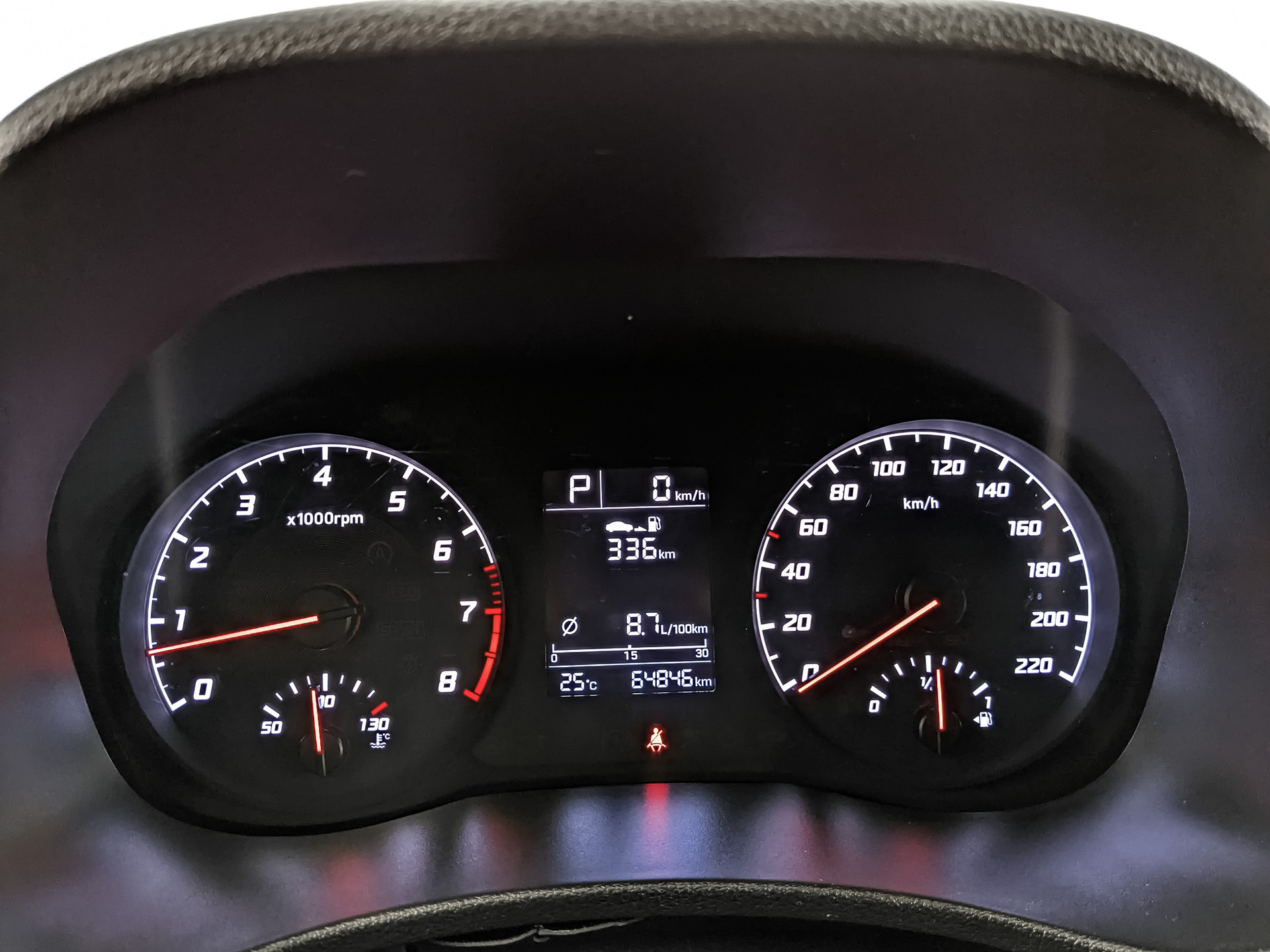HYUNDAI Solaris 1.60 (123 л.с), автомат, 2021, пробег 64 845 км