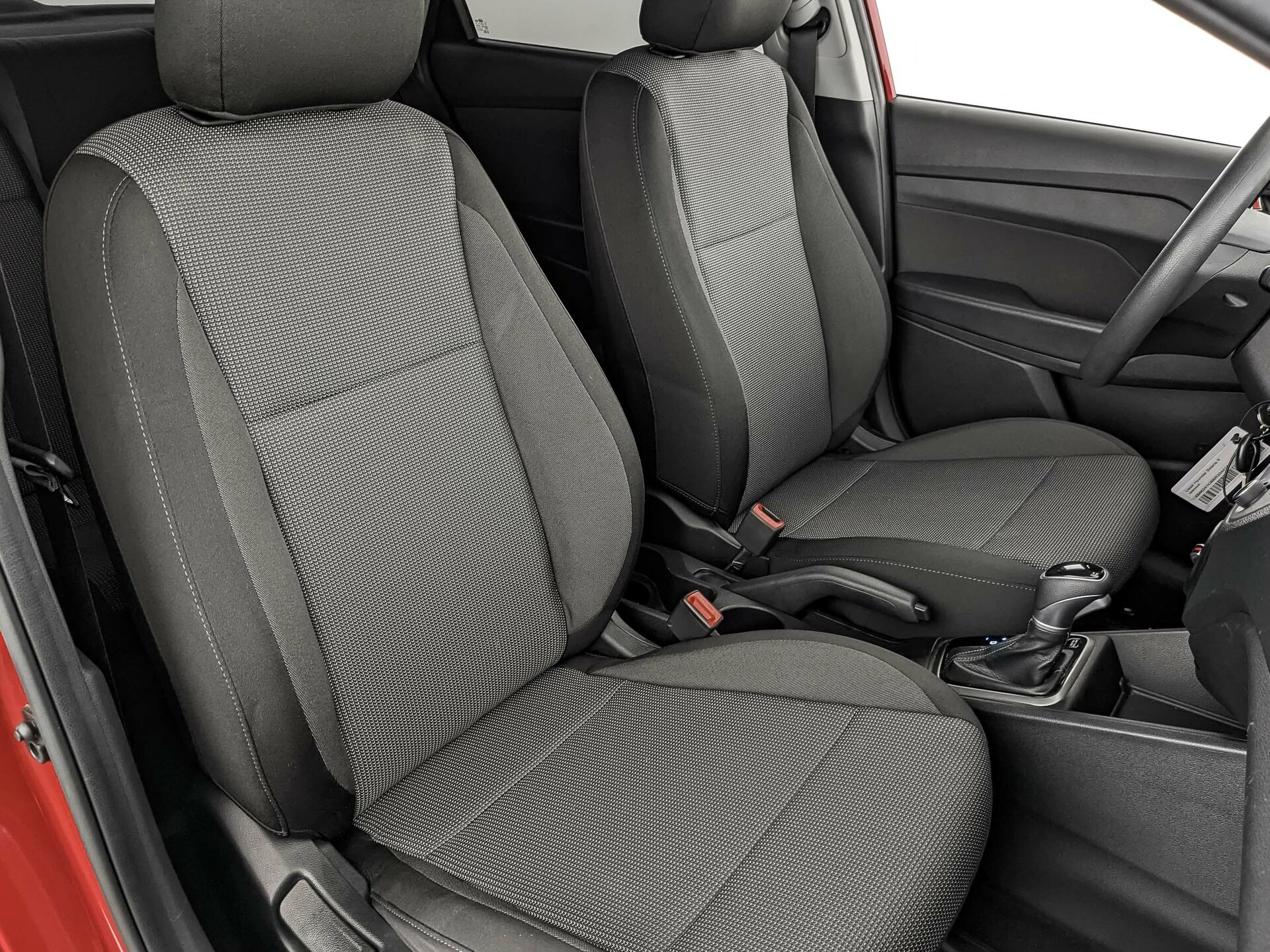 HYUNDAI Solaris 1.60 (123 л.с), автомат, 2021, пробег 64 845 км
