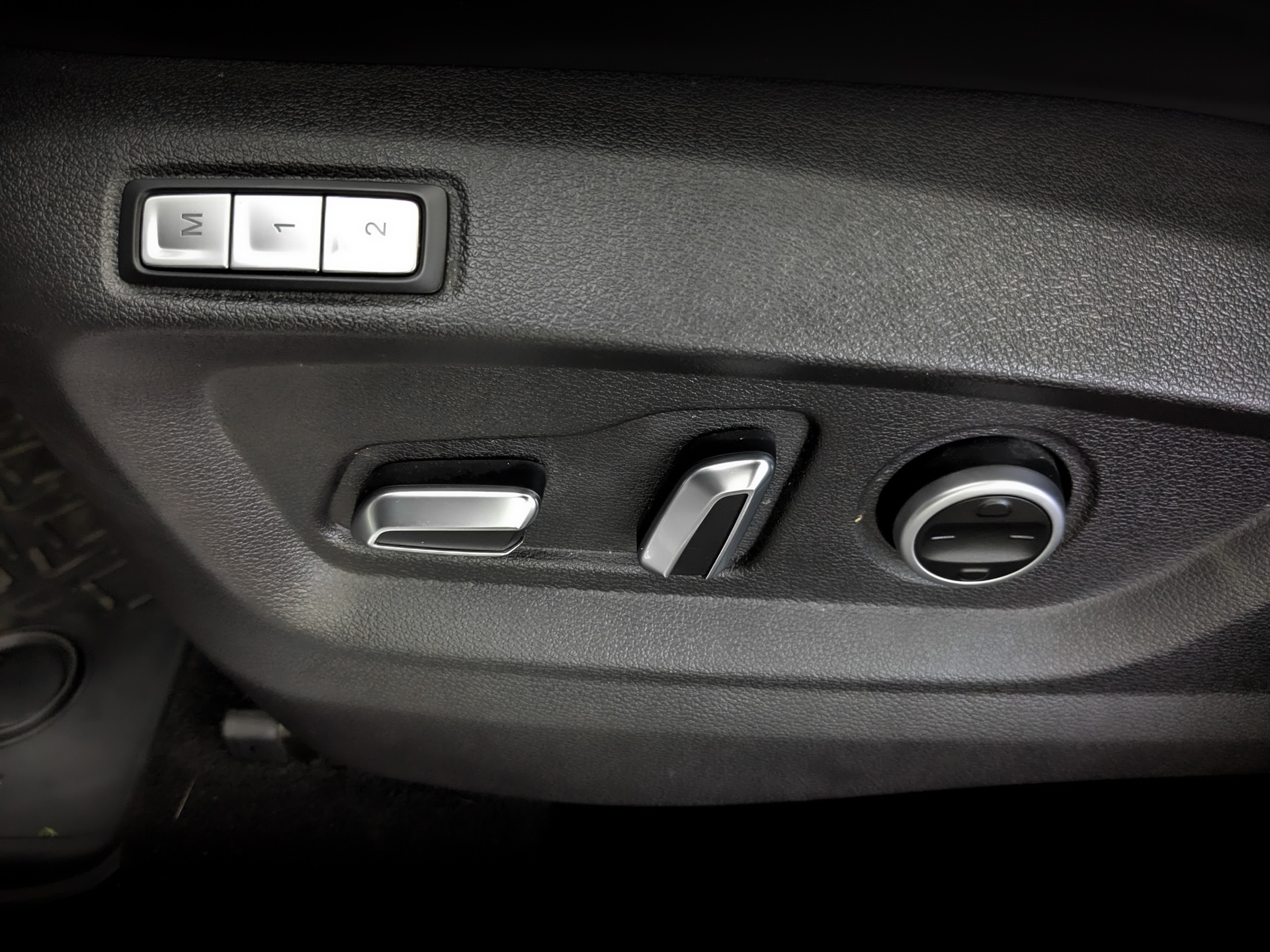 CHERY Tiggo 8 Pro 1.60 (186 л.с), автомат, 2023, пробег 72 956 км