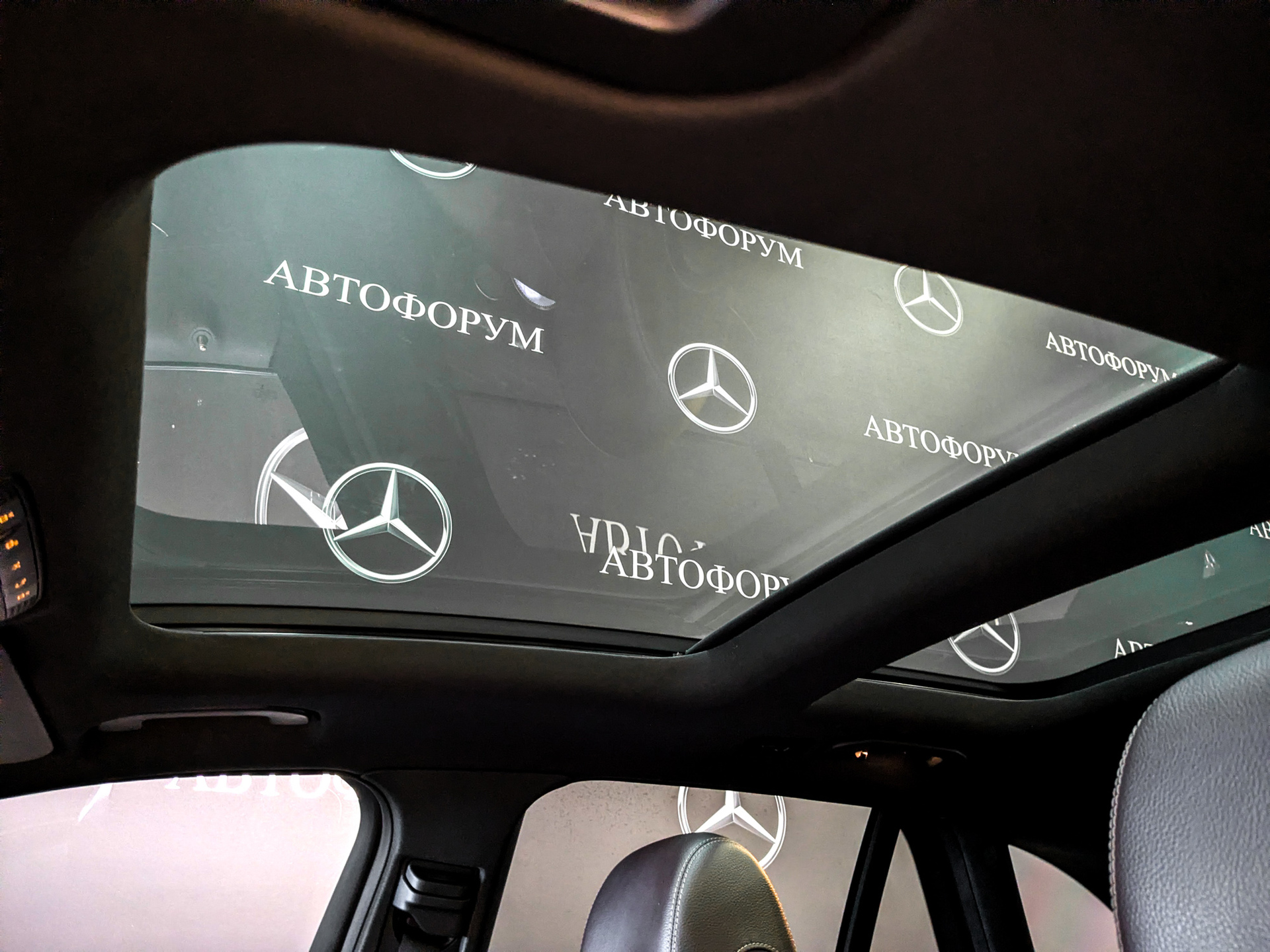 MERCEDES-BENZ GLC 2.00 (211 л.с), автомат, 2017, пробег 85 440 км