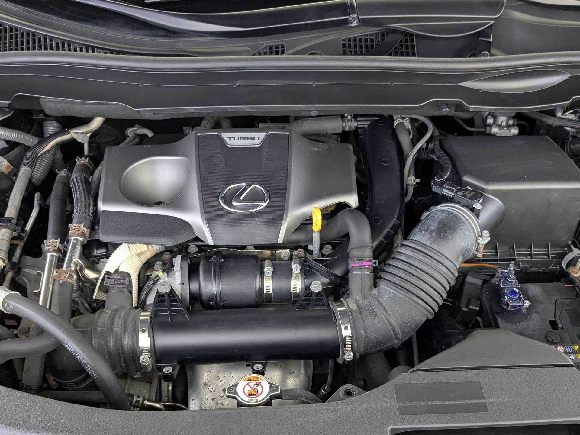 LEXUS RX 2.00 (238 л.с), автомат, 2017, пробег 248 591 км