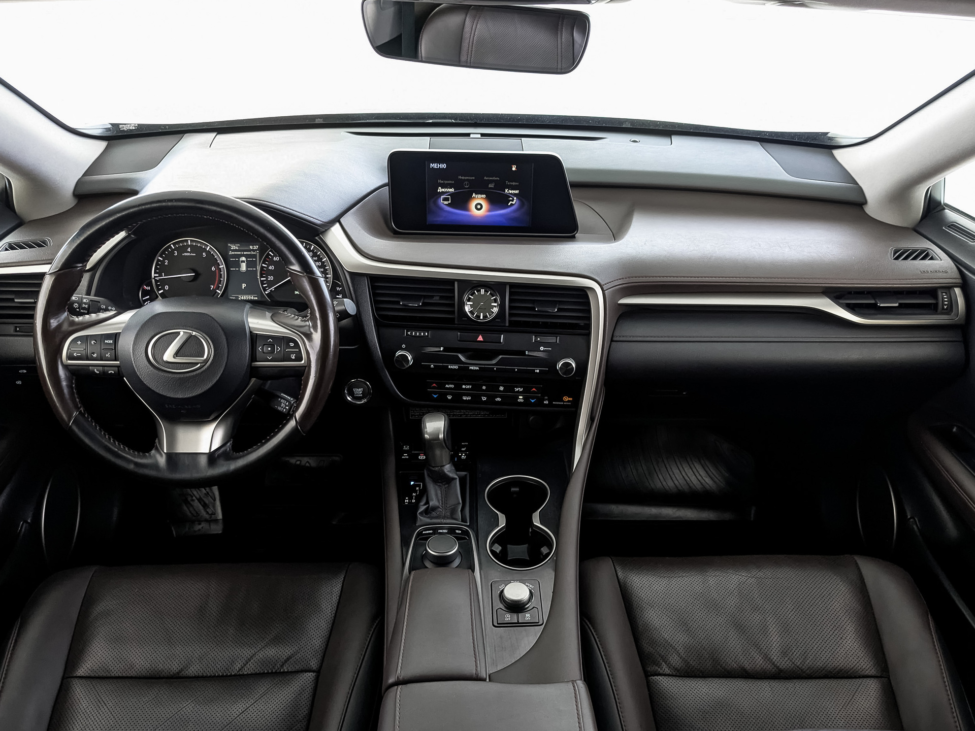 LEXUS RX 2.00 (238 л.с), автомат, 2017, пробег 248 591 км