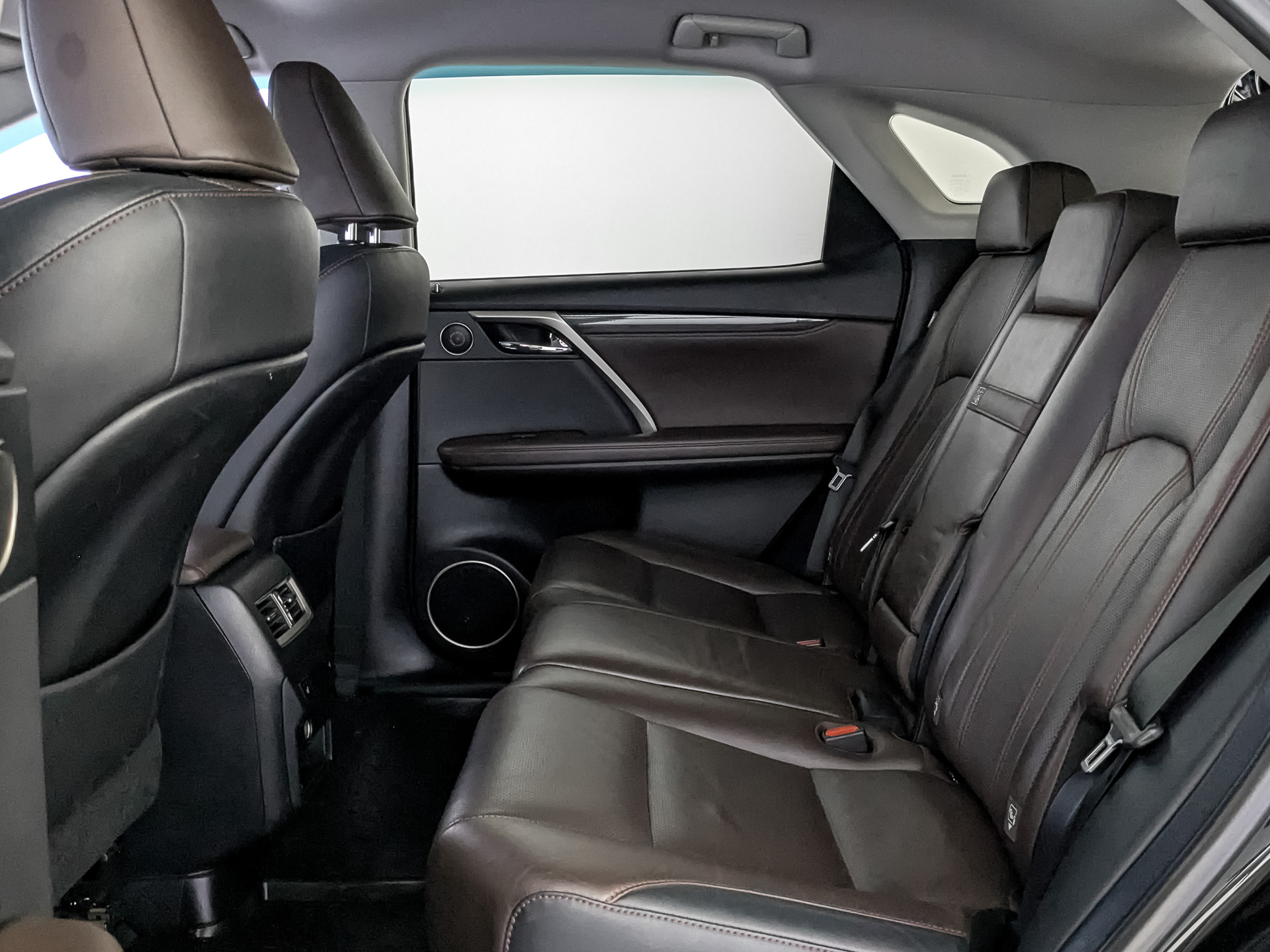 LEXUS RX 2.00 (238 л.с), автомат, 2017, пробег 248 591 км