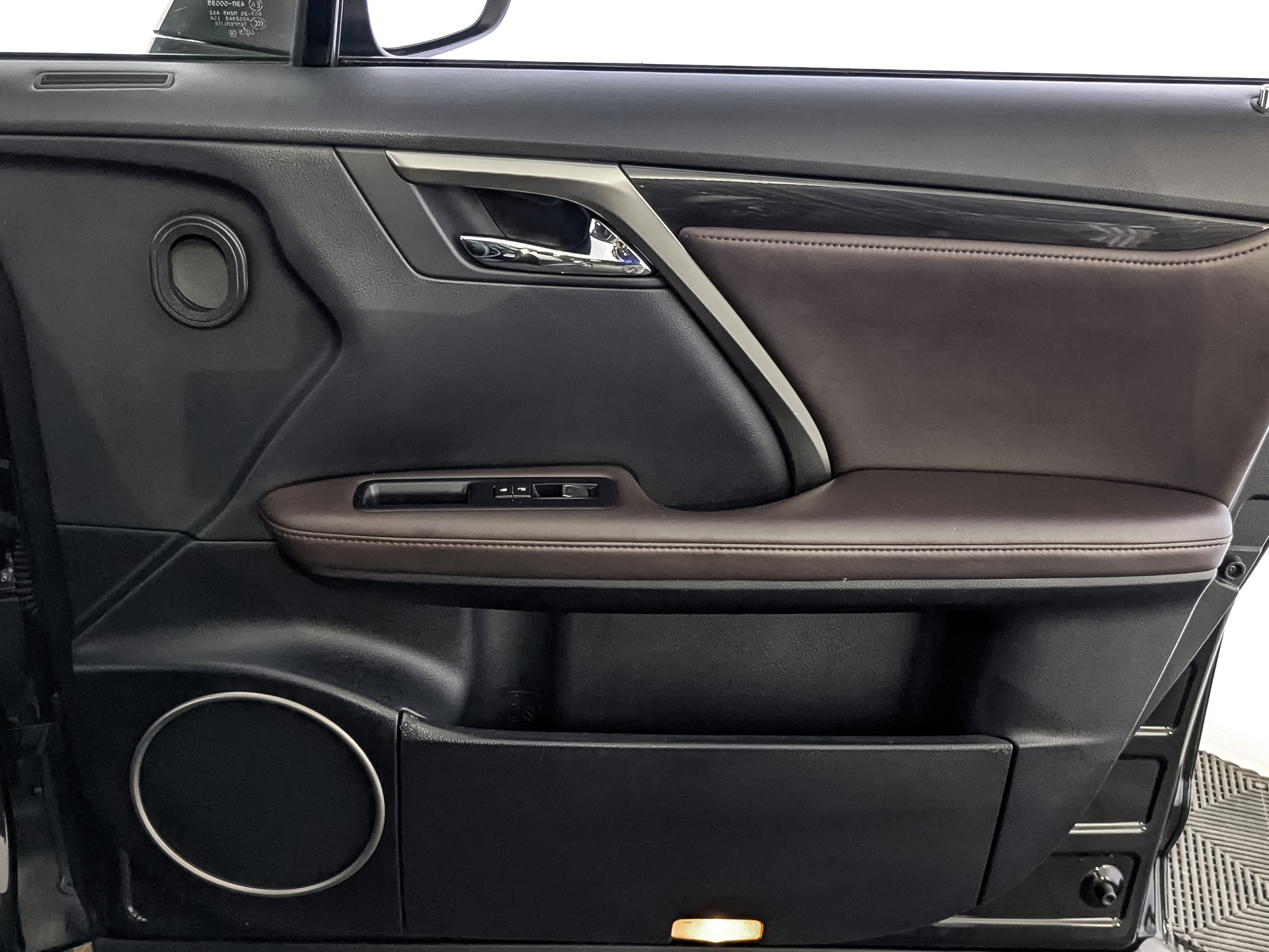 LEXUS RX 2.00 (238 л.с), автомат, 2017, пробег 248 591 км