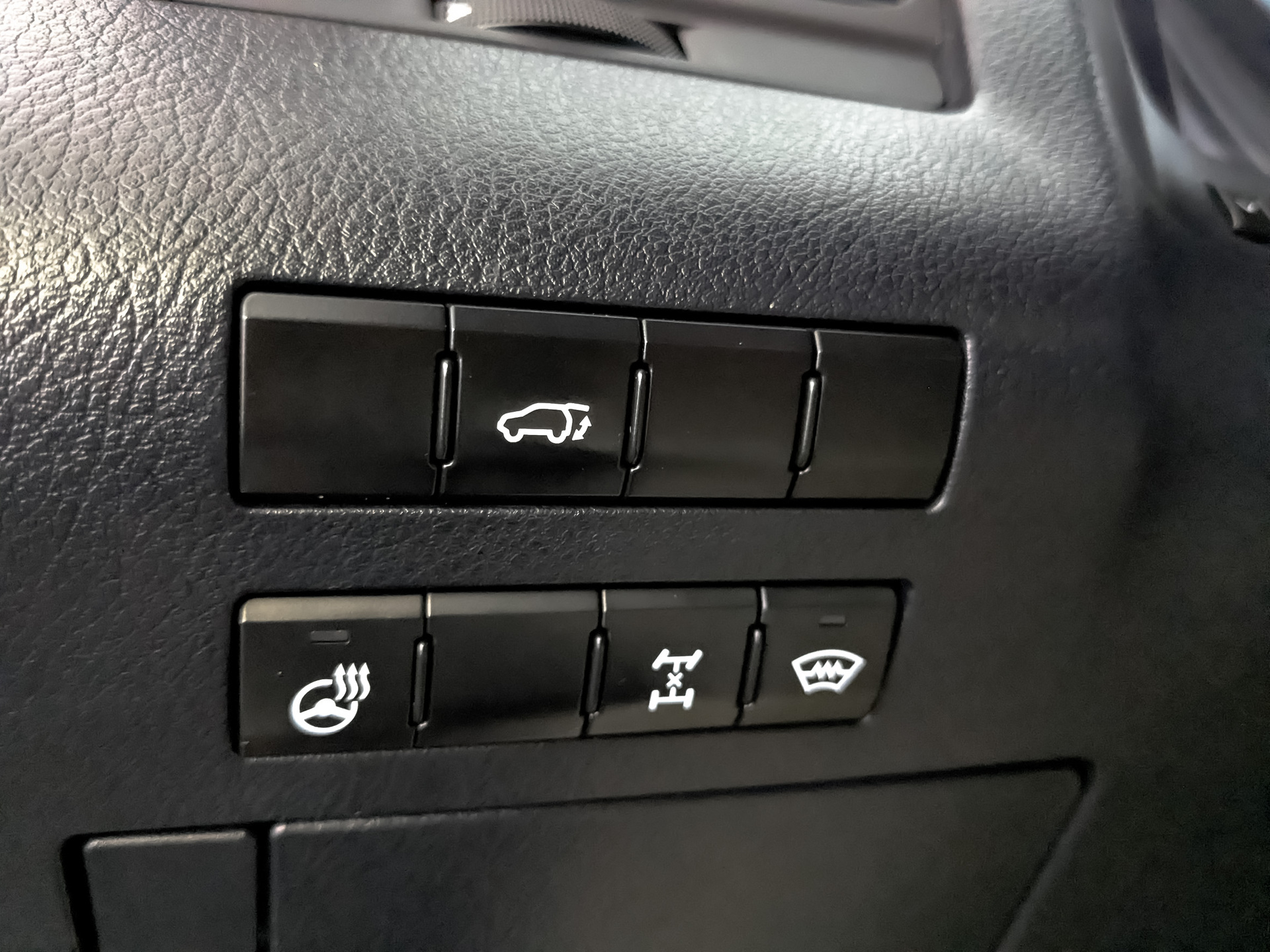 LEXUS RX 2.00 (238 л.с), автомат, 2017, пробег 248 591 км