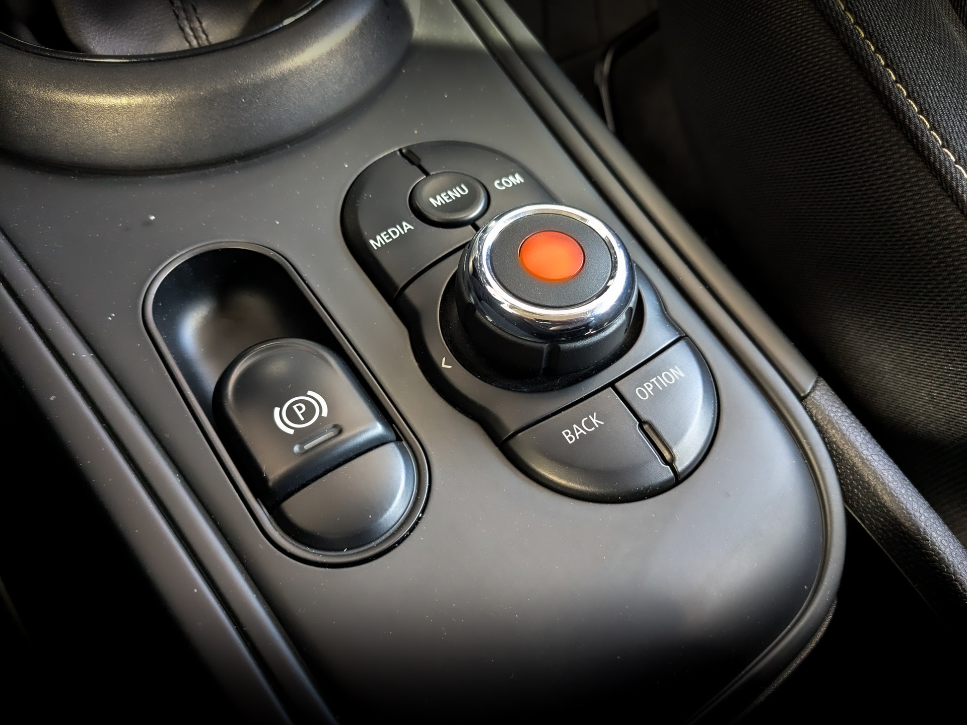 MINI Countryman 1.50 (136 л.с), автомат, 2018, пробег 103 996 км