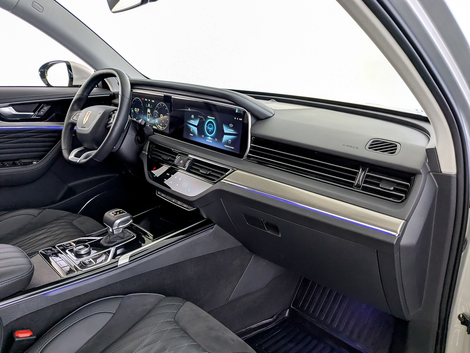 Фото Hongqi HS5 с пробегом 29700 км