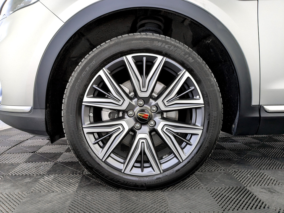 Фото Hongqi HS5 с пробегом 29700 км