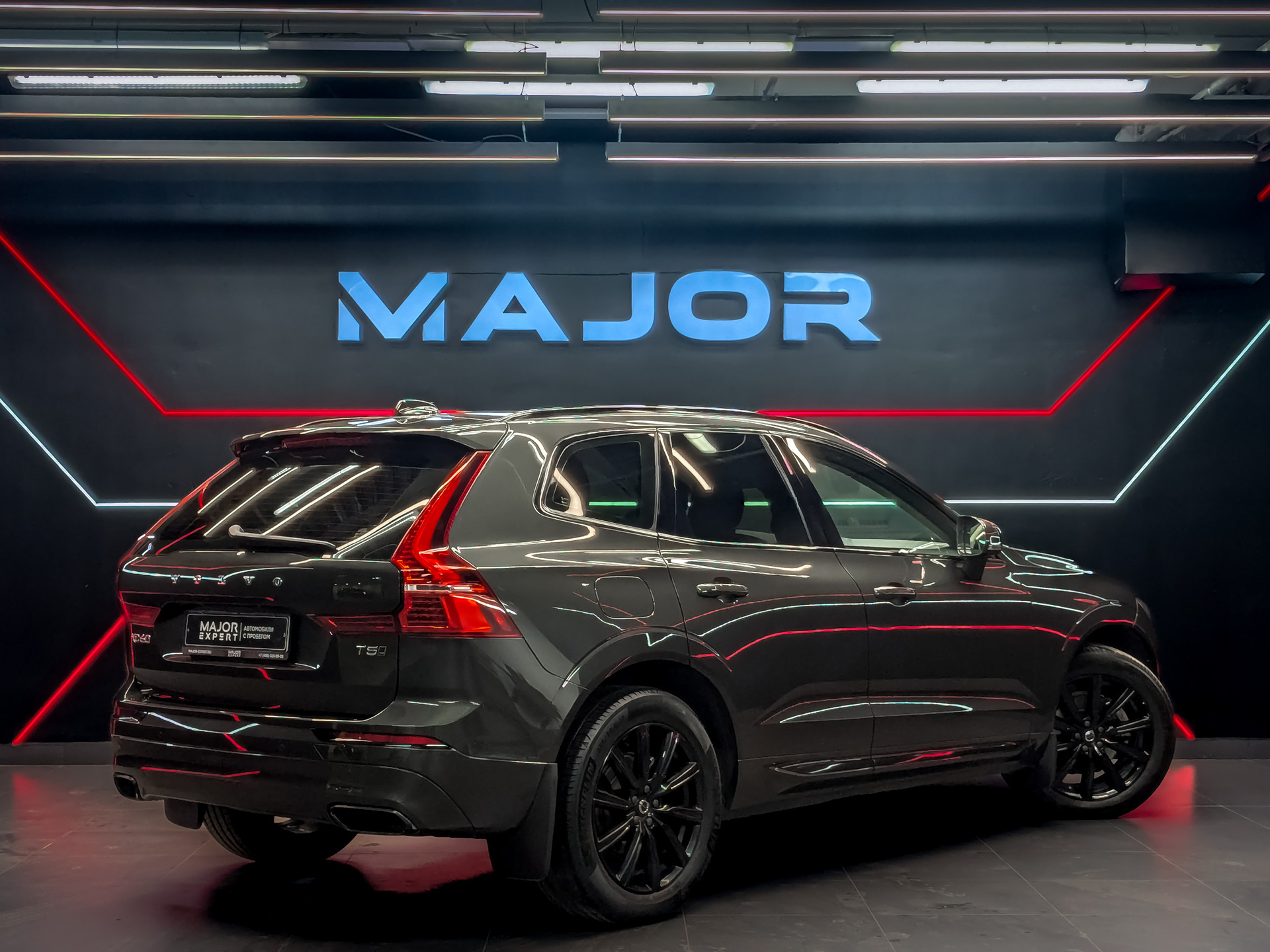 VOLVO XC60 2.00 (249 л.с), автомат, 2020, пробег 106 476 км