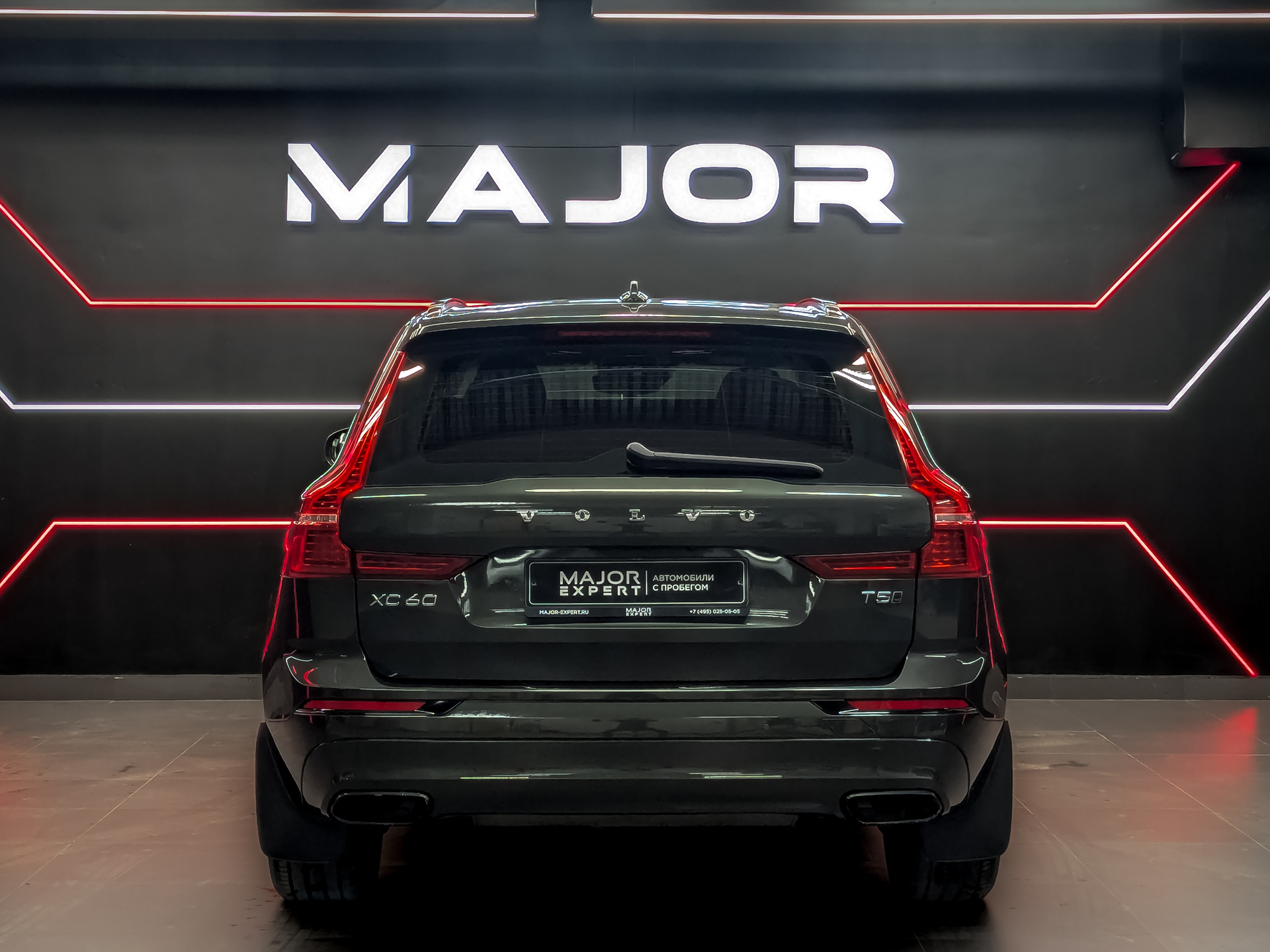 VOLVO XC60 2.00 (249 л.с), автомат, 2020, пробег 106 476 км