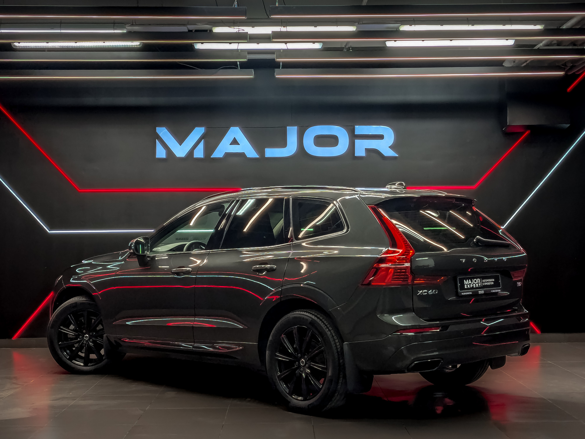 VOLVO XC60 2.00 (249 л.с), автомат, 2020, пробег 106 476 км