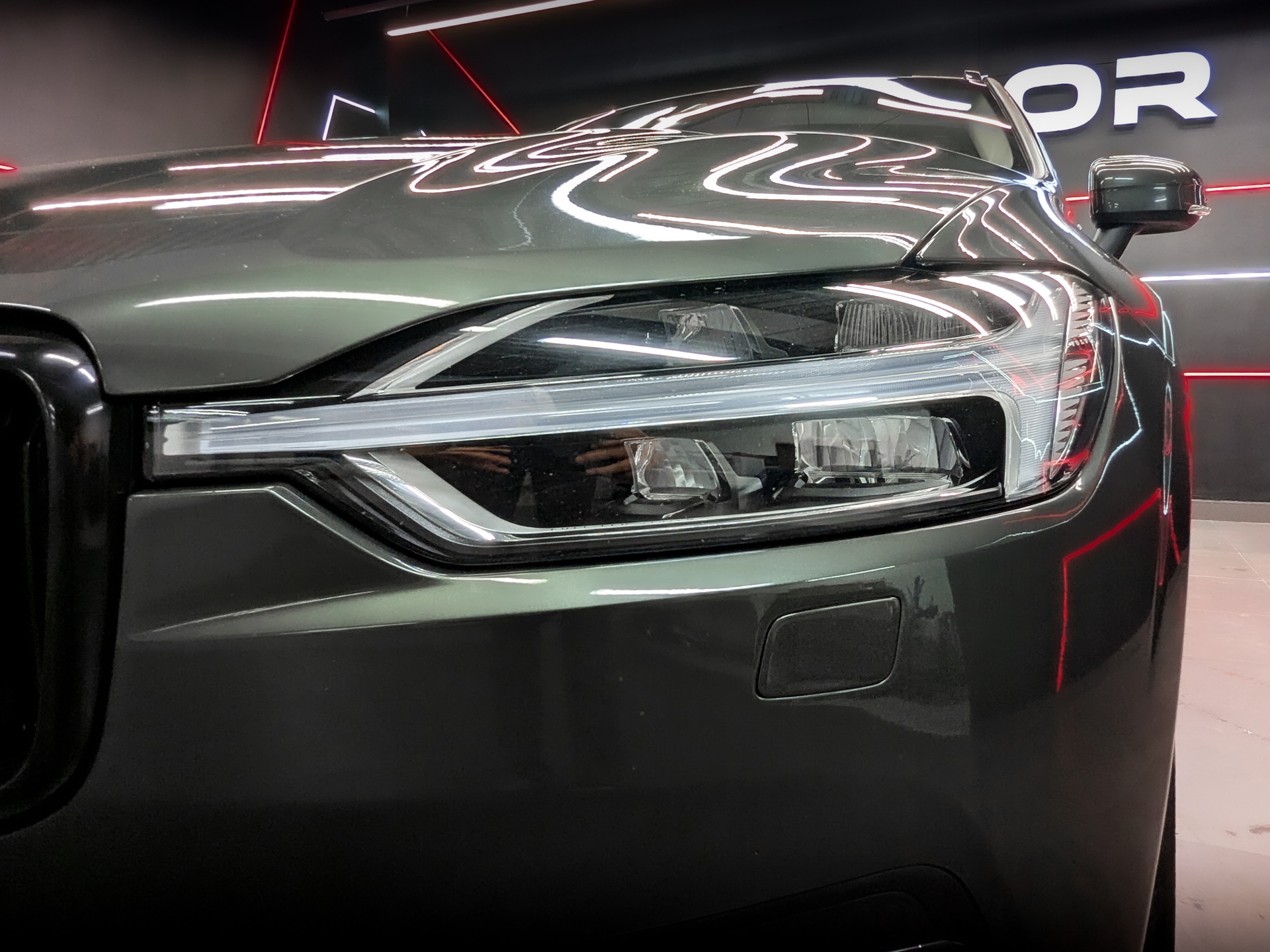VOLVO XC60 2.00 (249 л.с), автомат, 2020, пробег 106 476 км