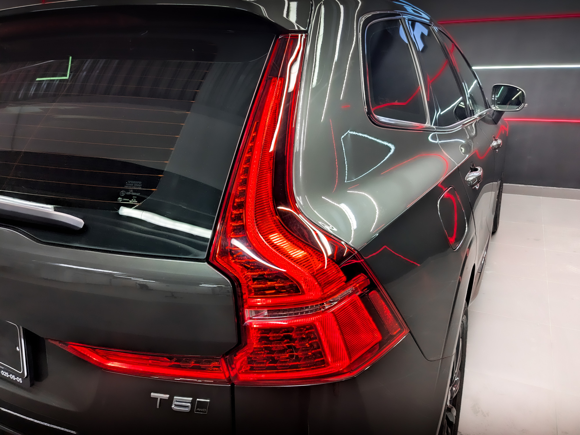 VOLVO XC60 2.00 (249 л.с), автомат, 2020, пробег 106 476 км