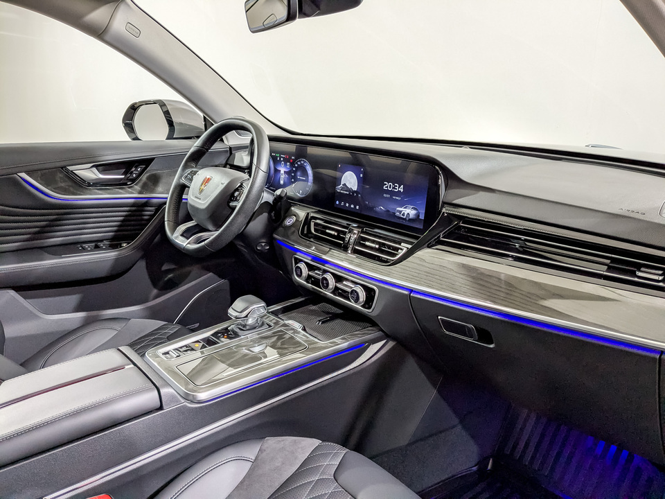 Фото Hongqi HS5 с пробегом 20959 км