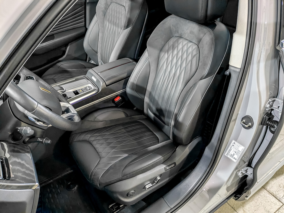 Фото Hongqi HS5 с пробегом 20959 км