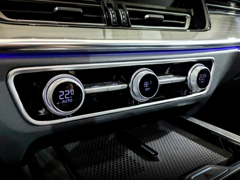 Фото Hongqi HS5 с пробегом 20959 км