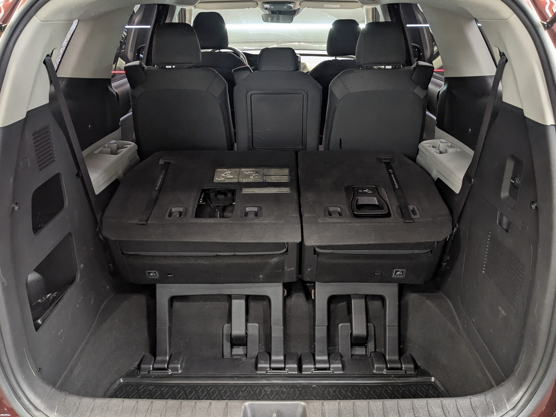 KIA Carnival 2.20 (199 л.с), автомат, 2022, пробег 172 082 км