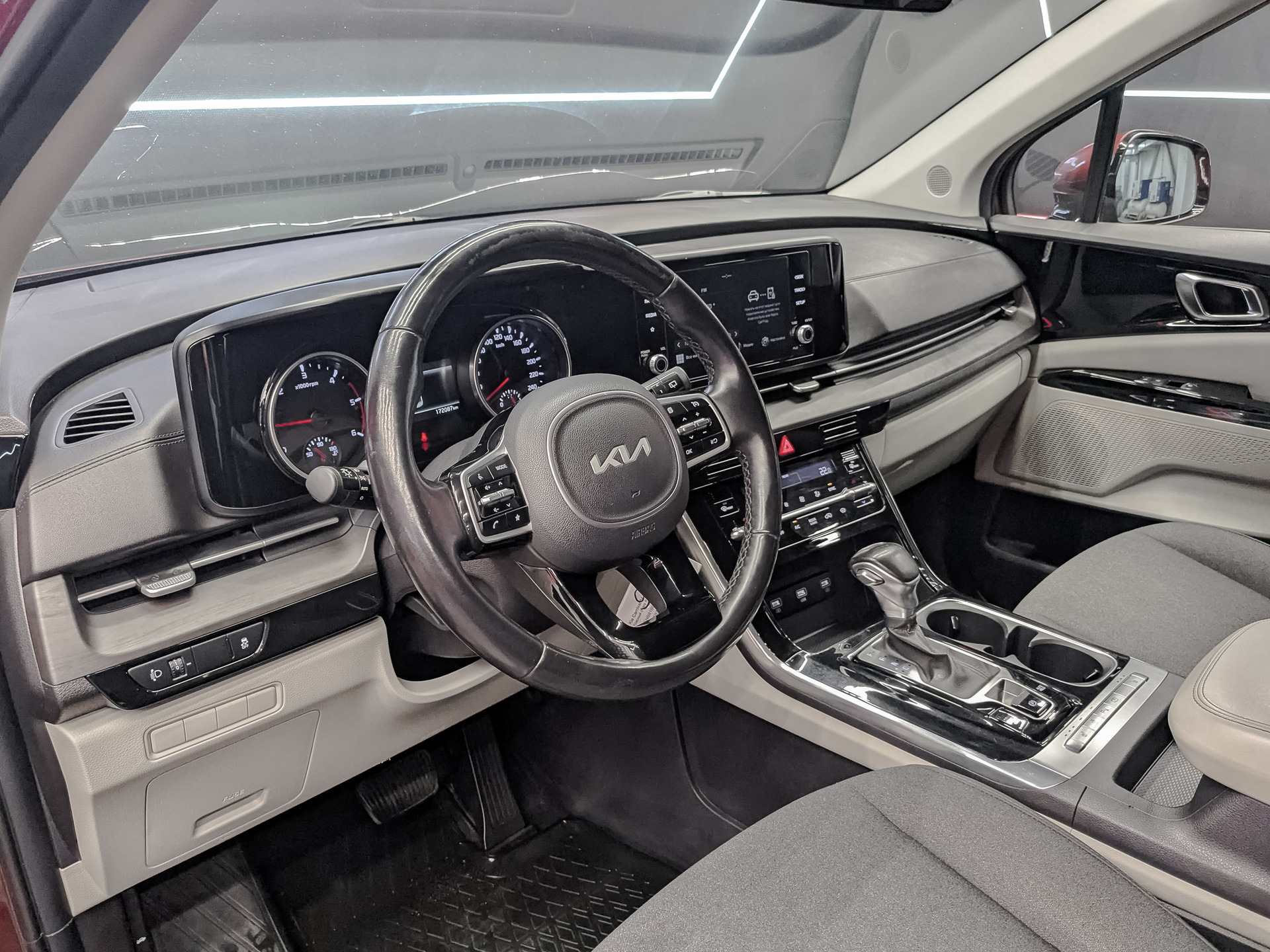 KIA Carnival 2.20 (199 л.с), автомат, 2022, пробег 172 082 км