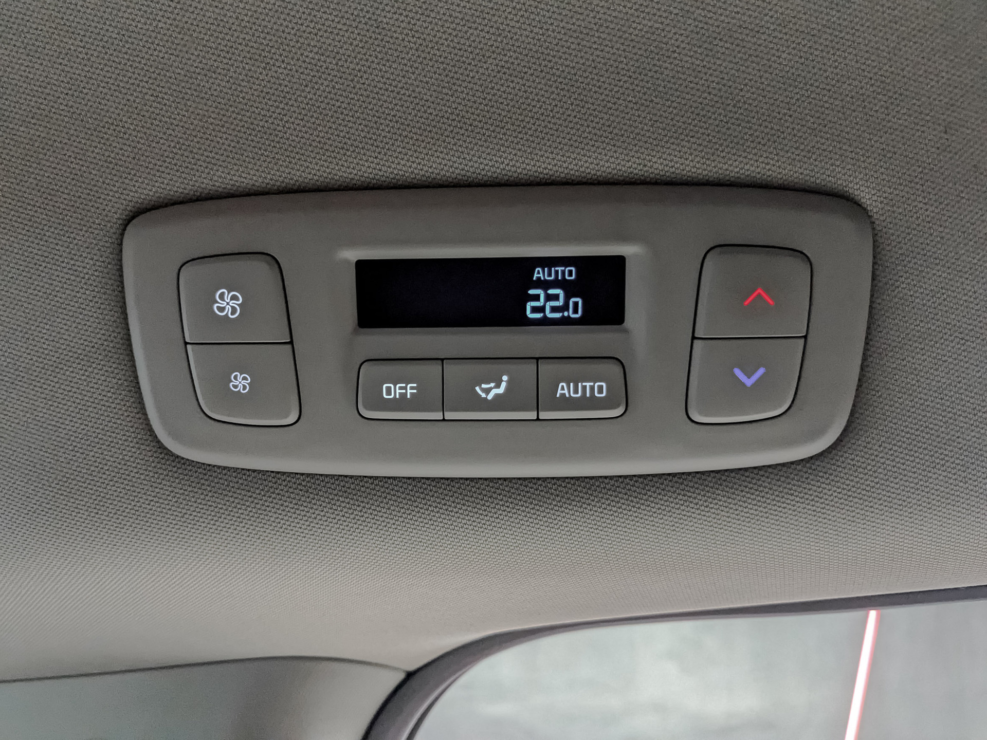 KIA Carnival 2.20 (199 л.с), автомат, 2022, пробег 172 082 км