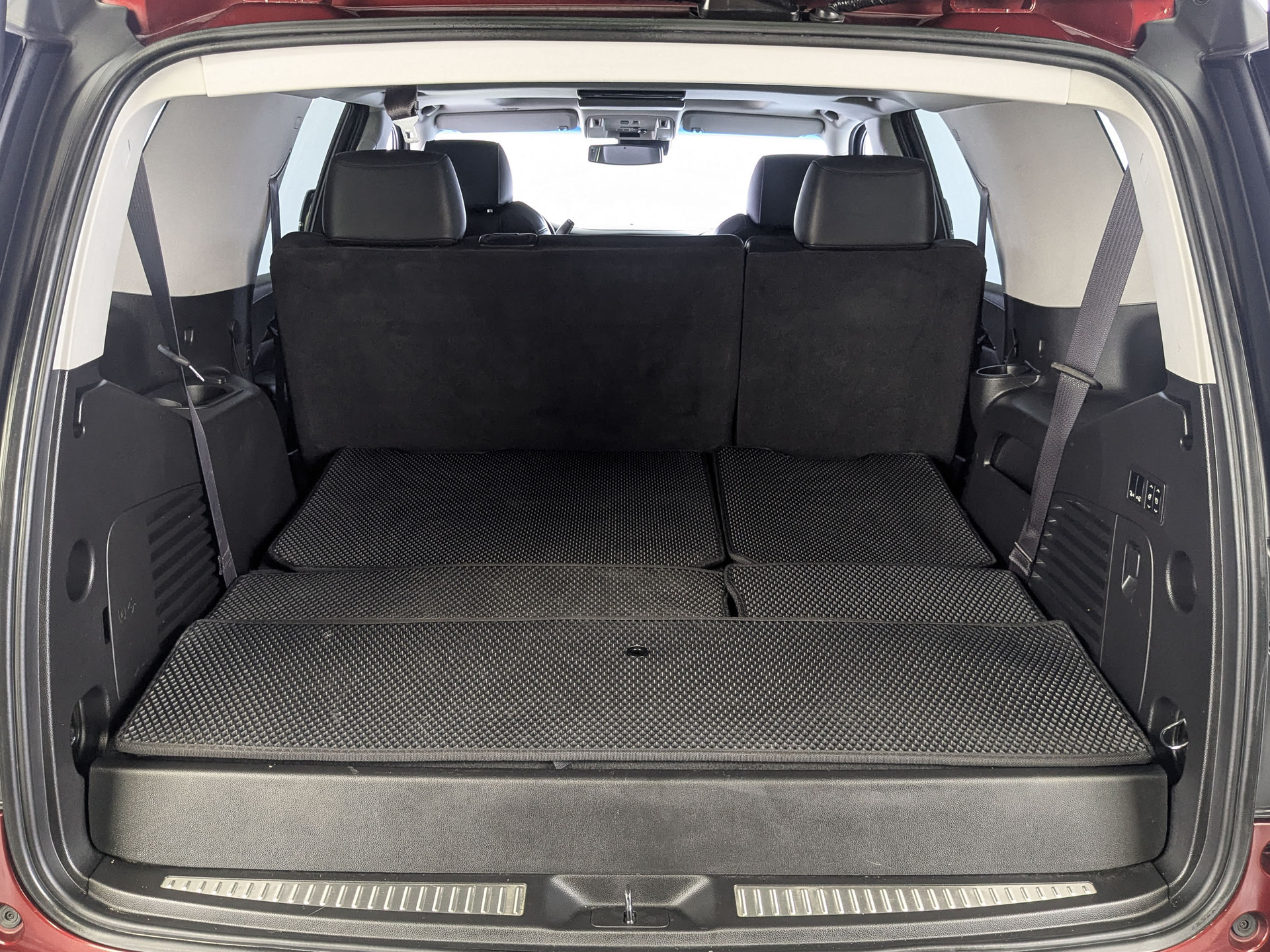 CADILLAC Escalade 6.20 (409 л.с), автомат, 2016, пробег 88 981 км