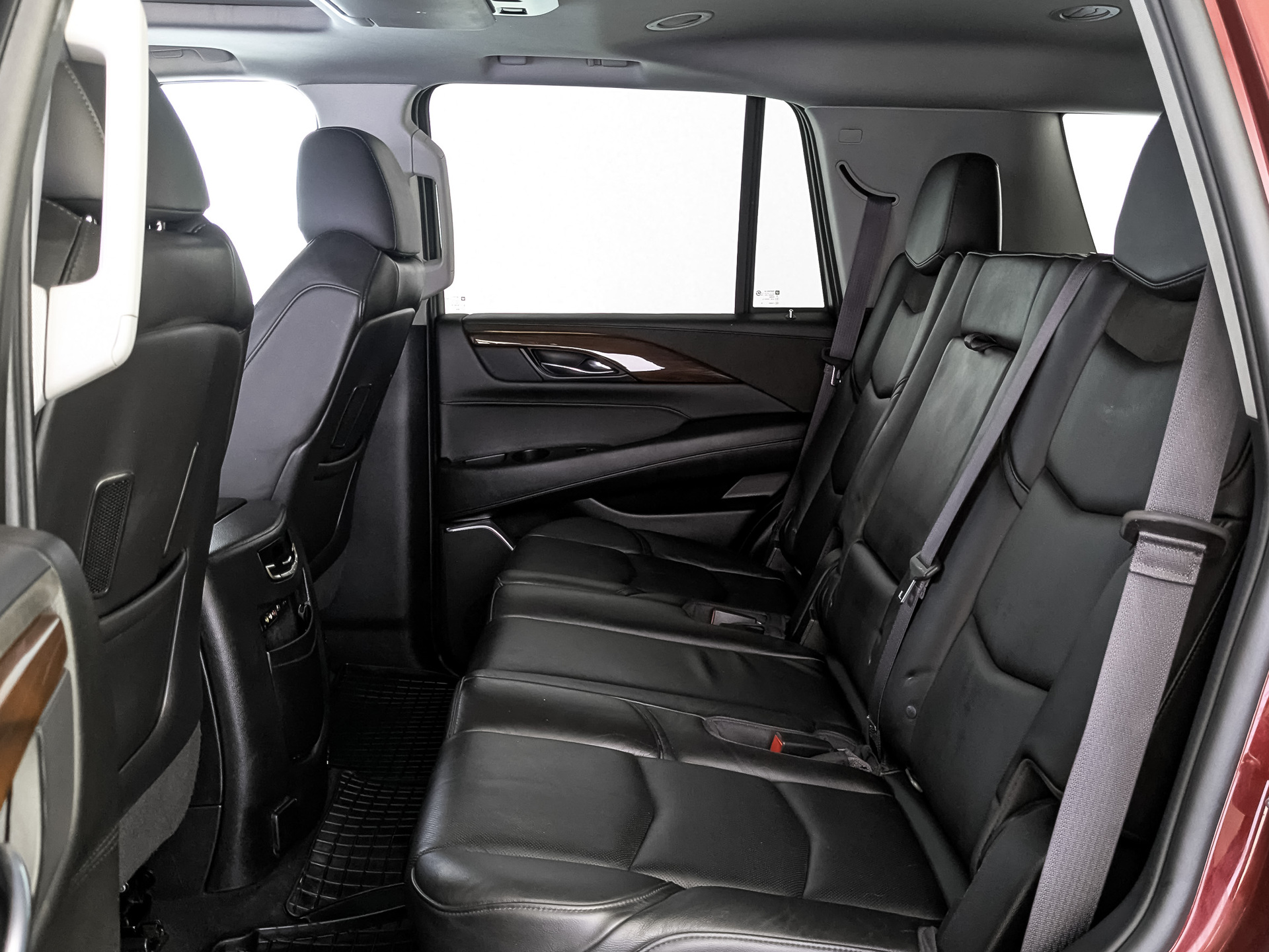 CADILLAC Escalade 6.20 (409 л.с), автомат, 2016, пробег 88 981 км