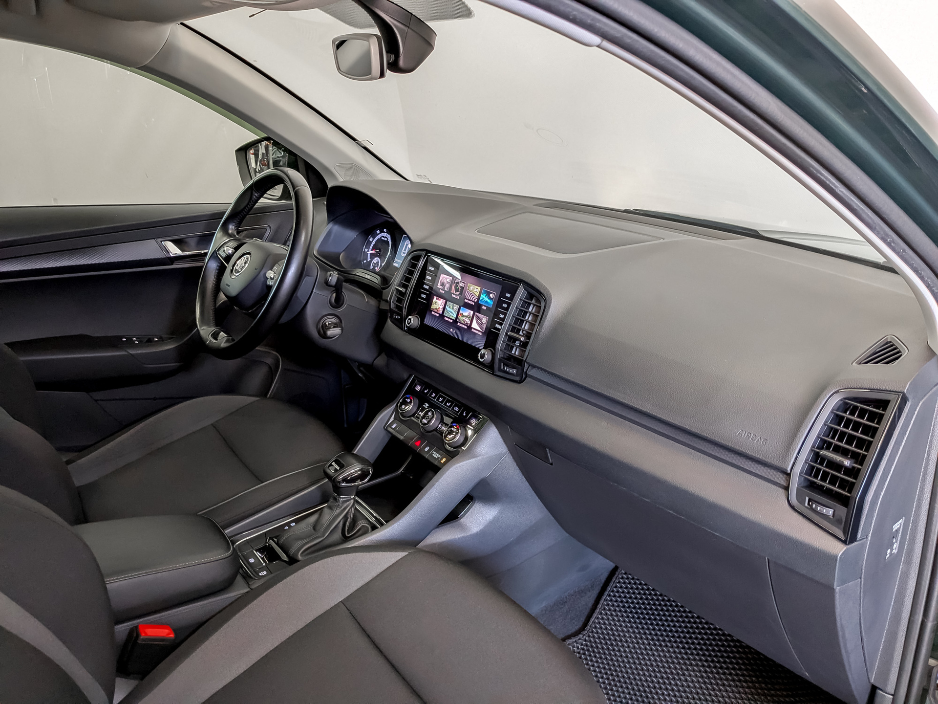 SKODA Karoq 1.40 (150 л.с), автомат, 2020, пробег 148 551 км