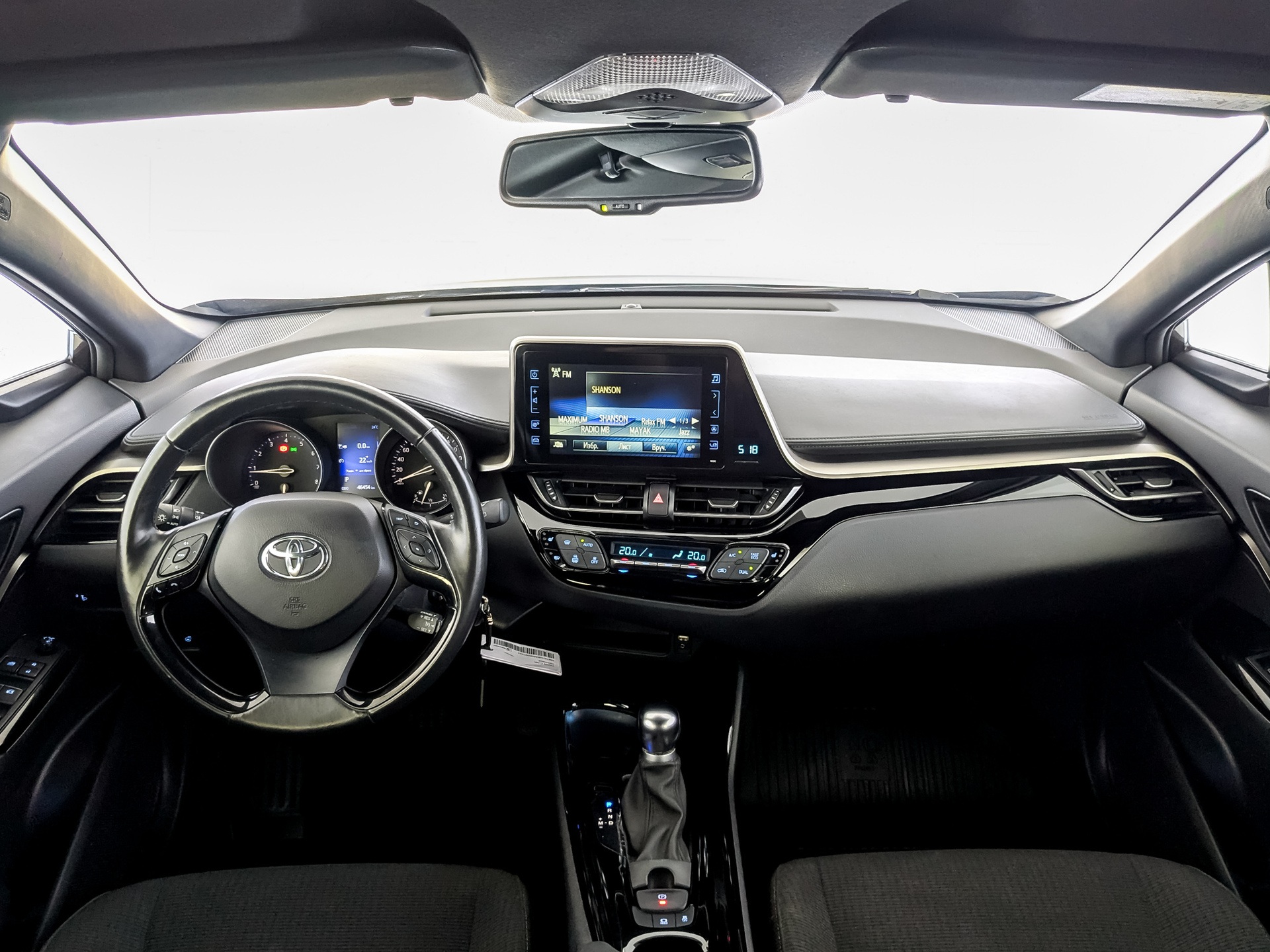 TOYOTA C-HR 2.00 (148 л.с), автомат, 2019, пробег 46 448 км