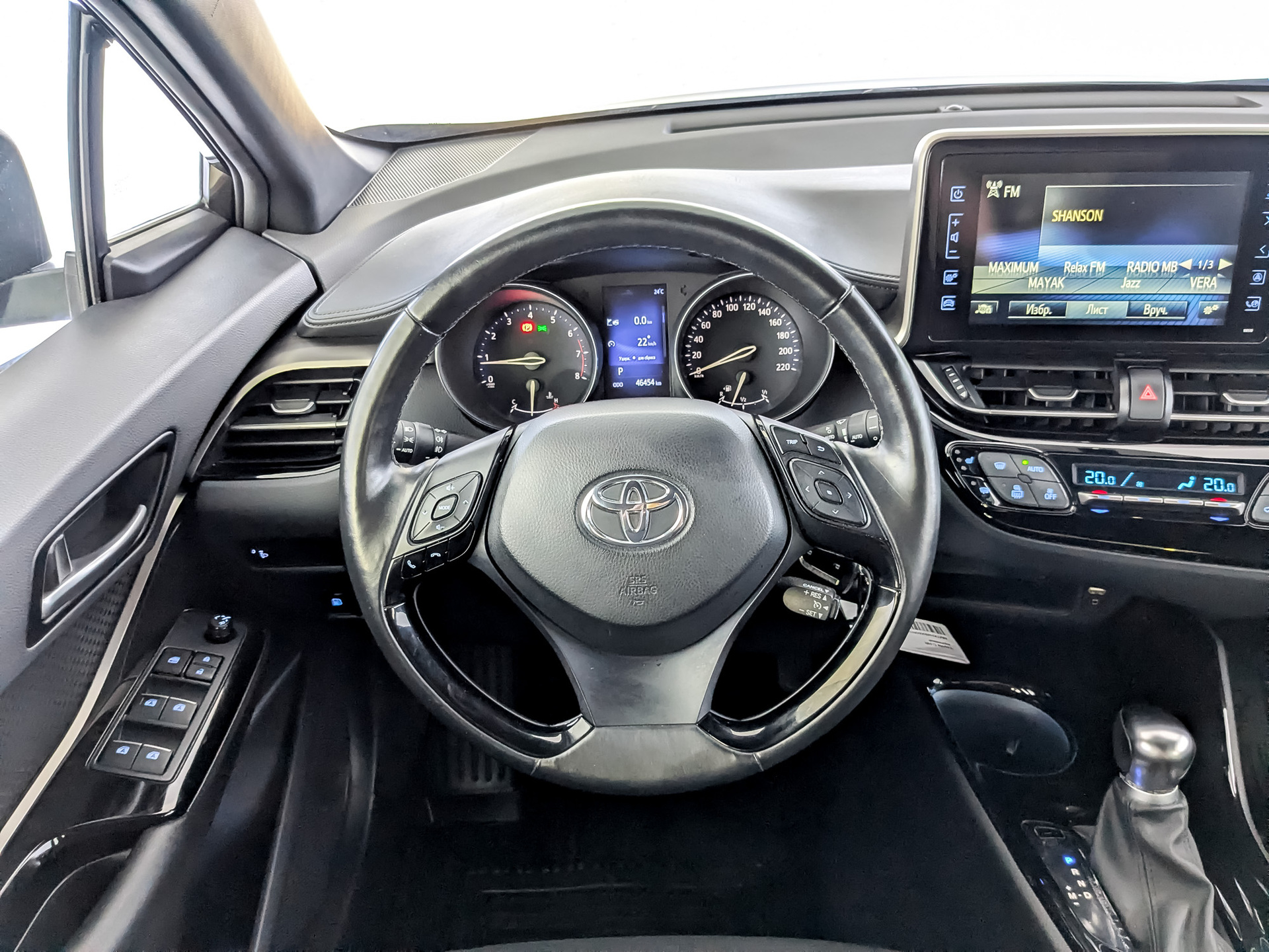 TOYOTA C-HR 2.00 (148 л.с), автомат, 2019, пробег 46 448 км