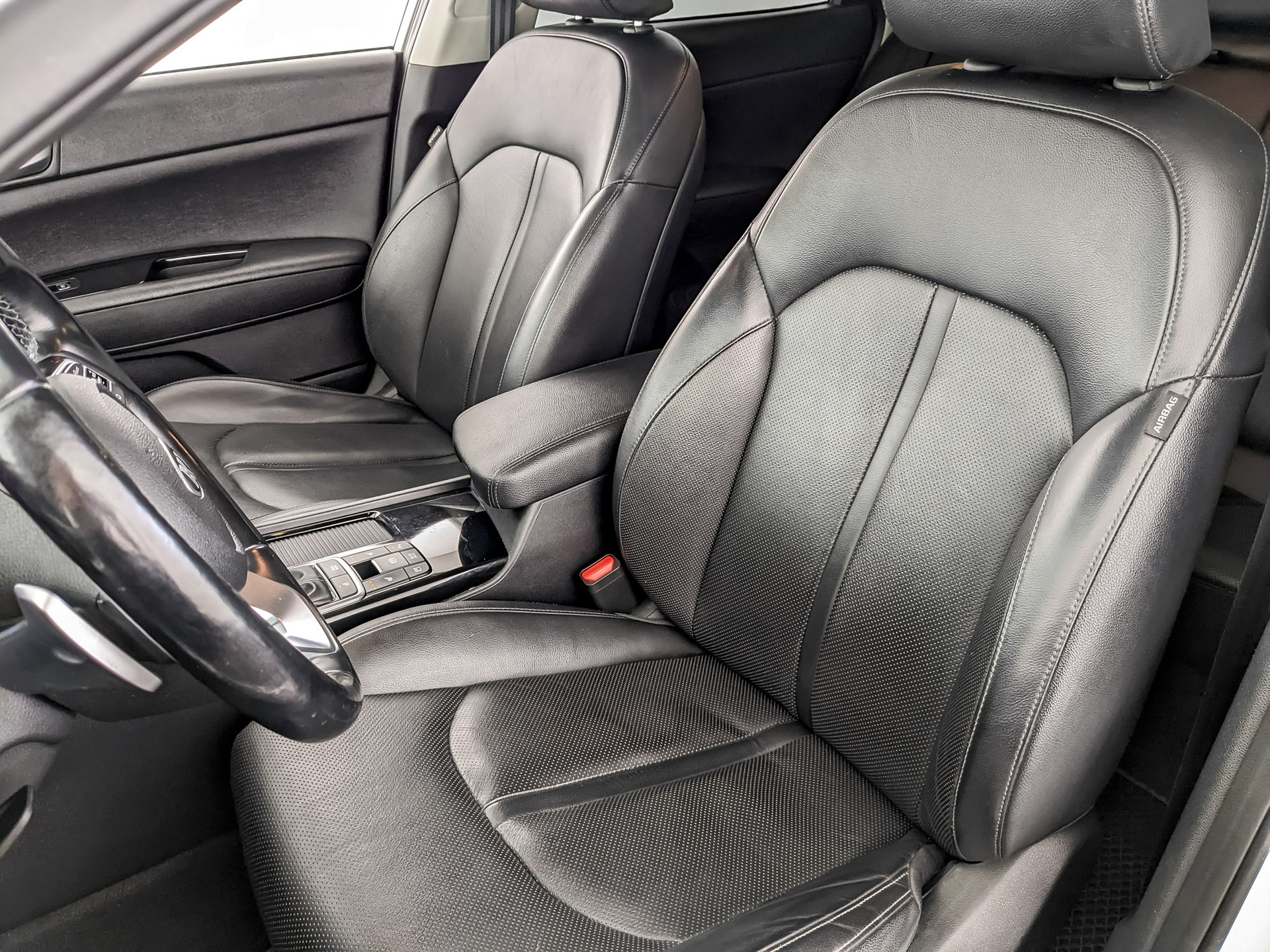 KIA Optima 2.40 (188 л.с), автомат, 2019, пробег 124 079 км