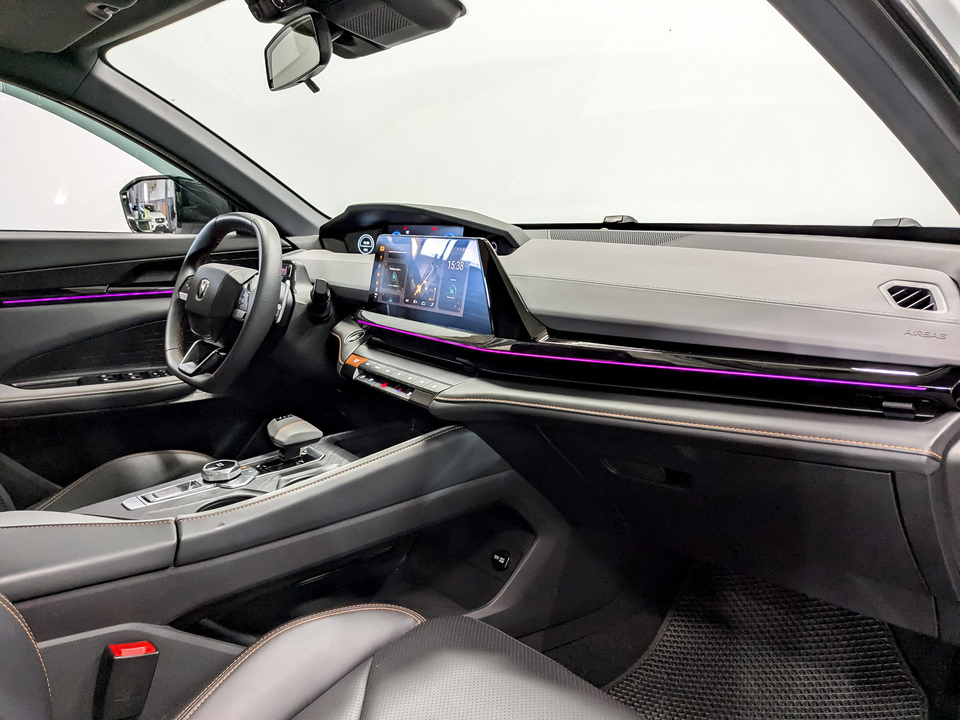 Фото Changan UNI-V с пробегом 32 676 км
